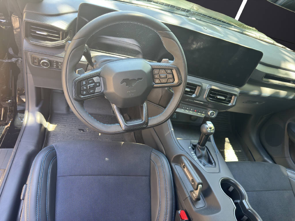 FORD Mustang Coupé 5.0 V8 Dark Horse-image-10