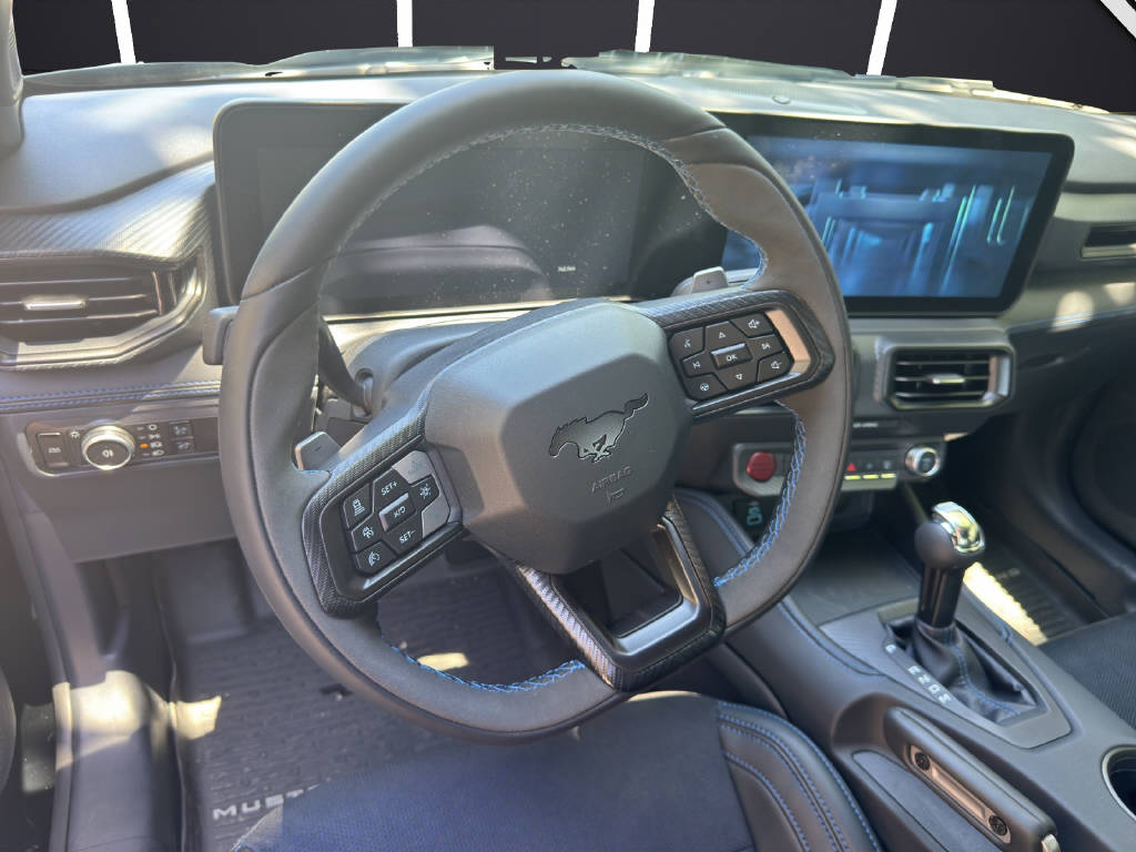 FORD Mustang Coupé 5.0 V8 Dark Horse-image-13