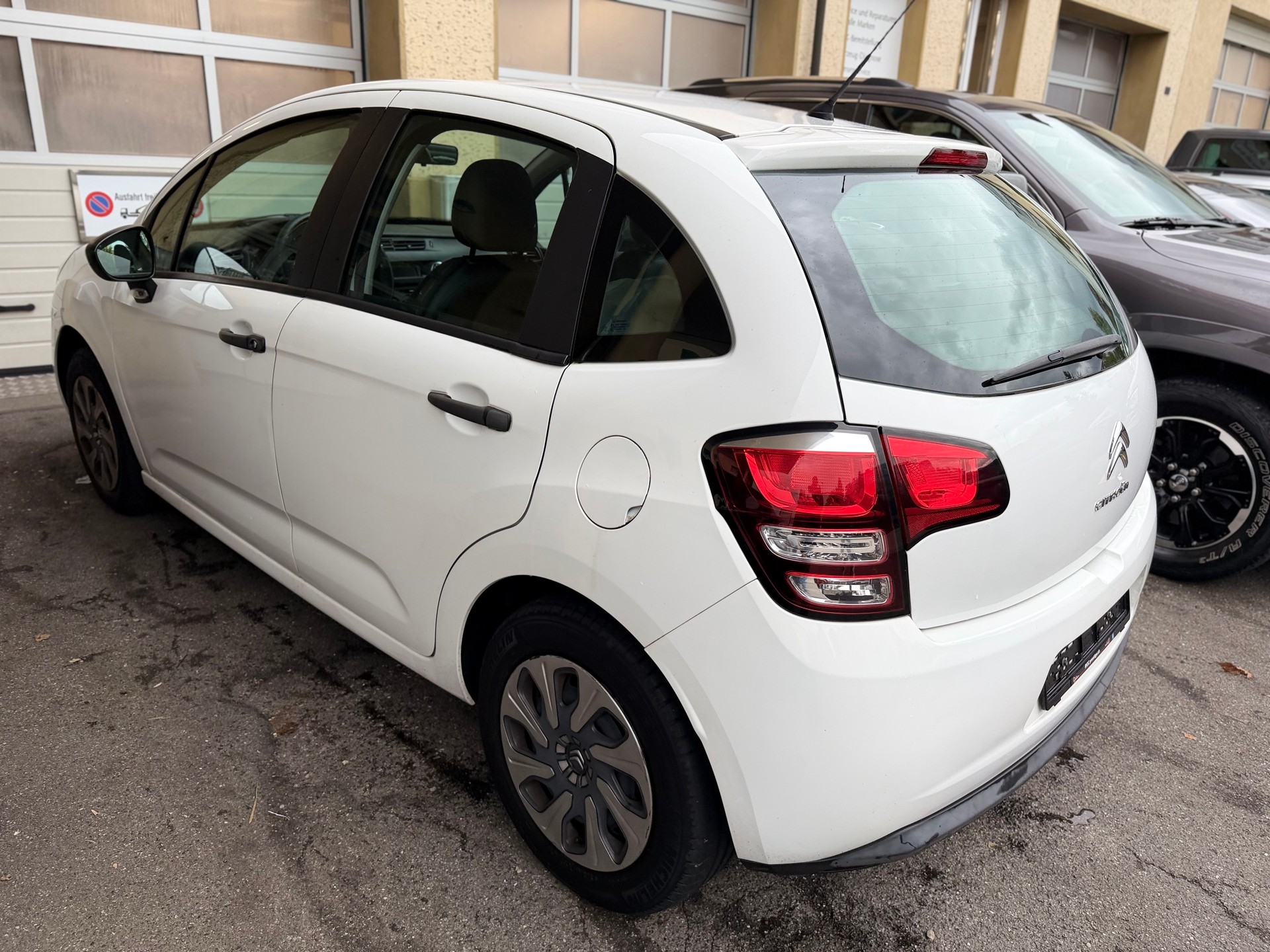 CITROEN C3 1.0i Attraction-image-3