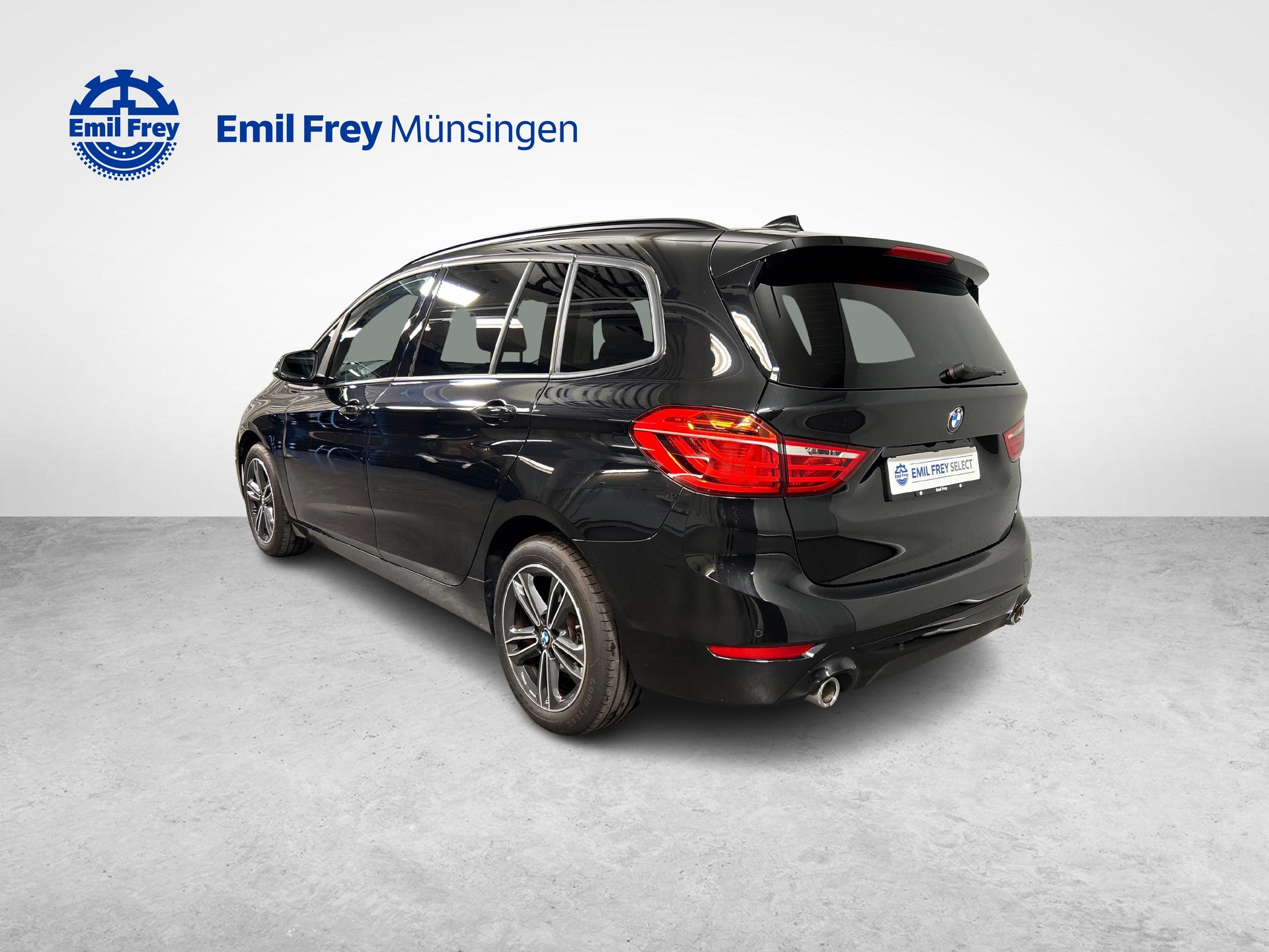 BMW 218d xDrive Gran Tourer-image-10