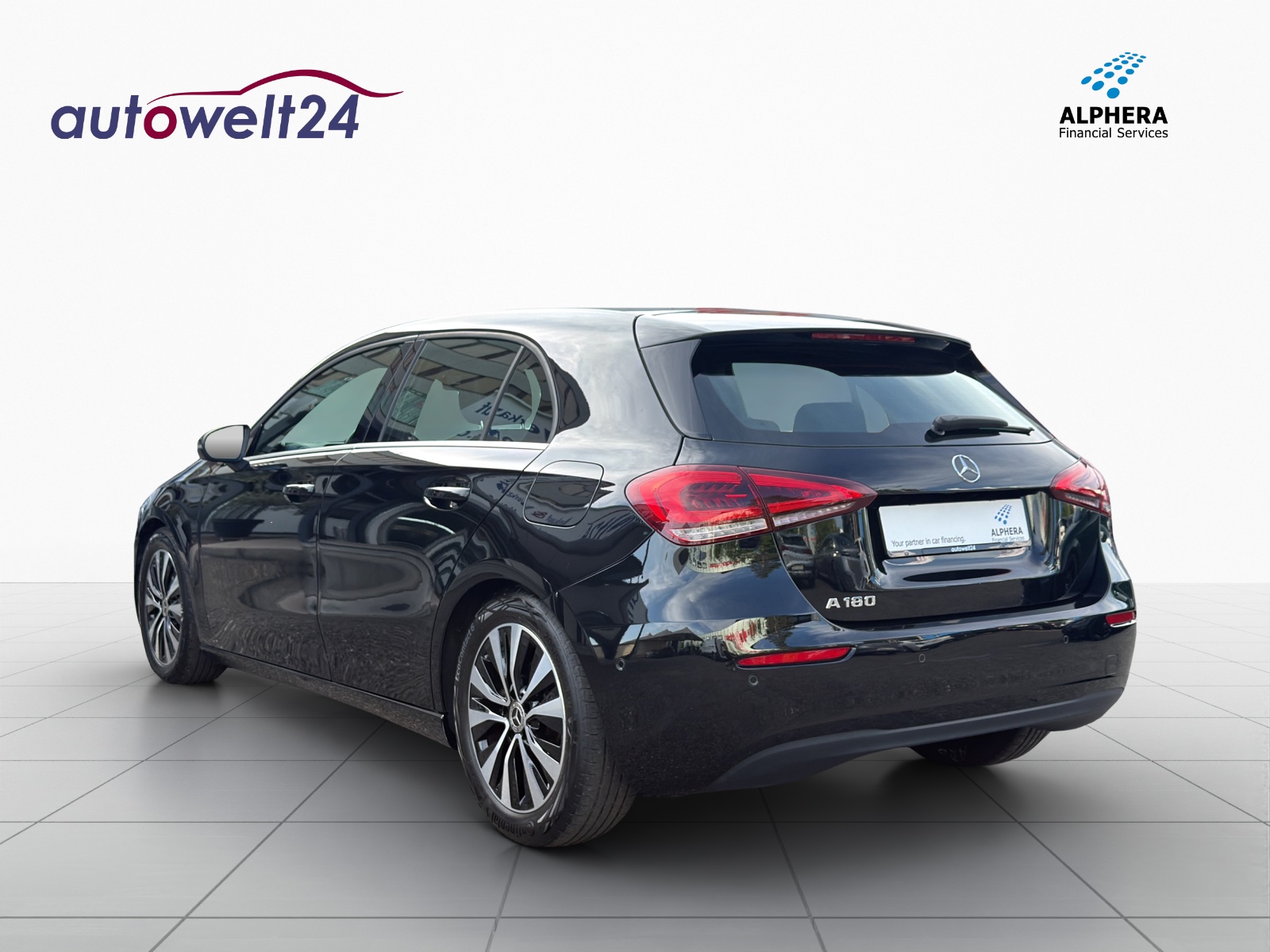 MERCEDES-BENZ A 180 Style 7G-DCT-image-6