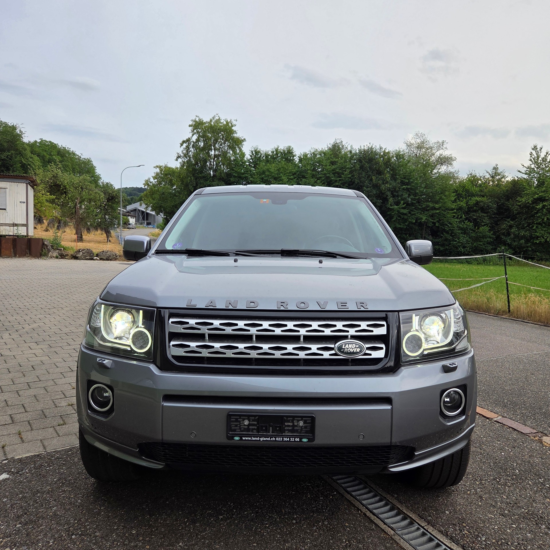 LAND ROVER Freelander 2.0 HSE Automatic-image-7