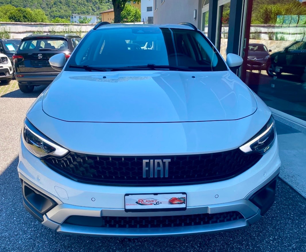 FIAT Tipo Hybrid 1.5 Swiss Edition Cross-image-2