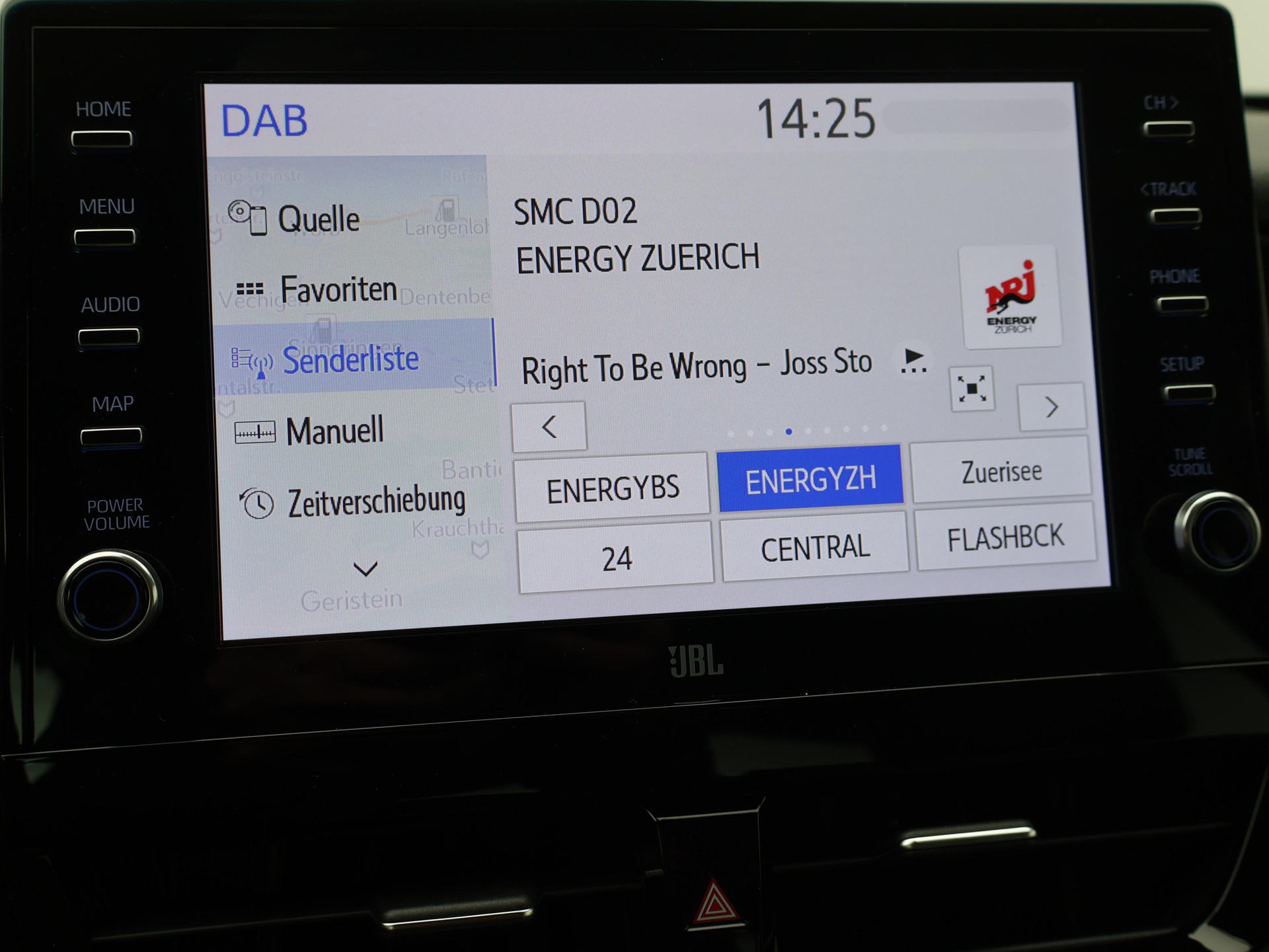 TOYOTA Camry 2.5 HSD Premium-image-11