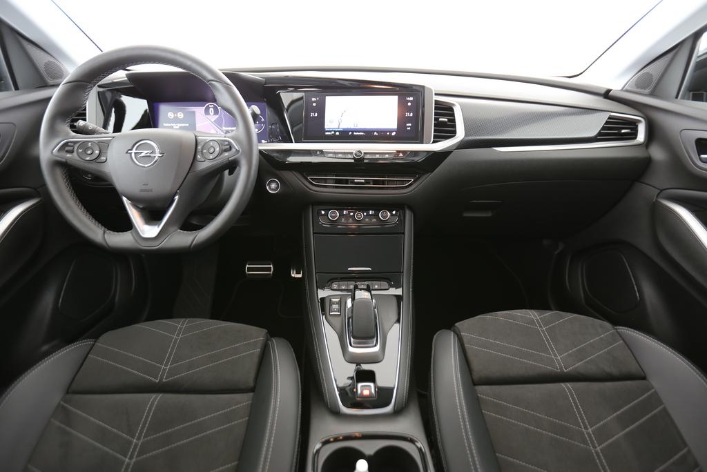 OPEL Grandland 1.6 T PHEV Elegance-image-4