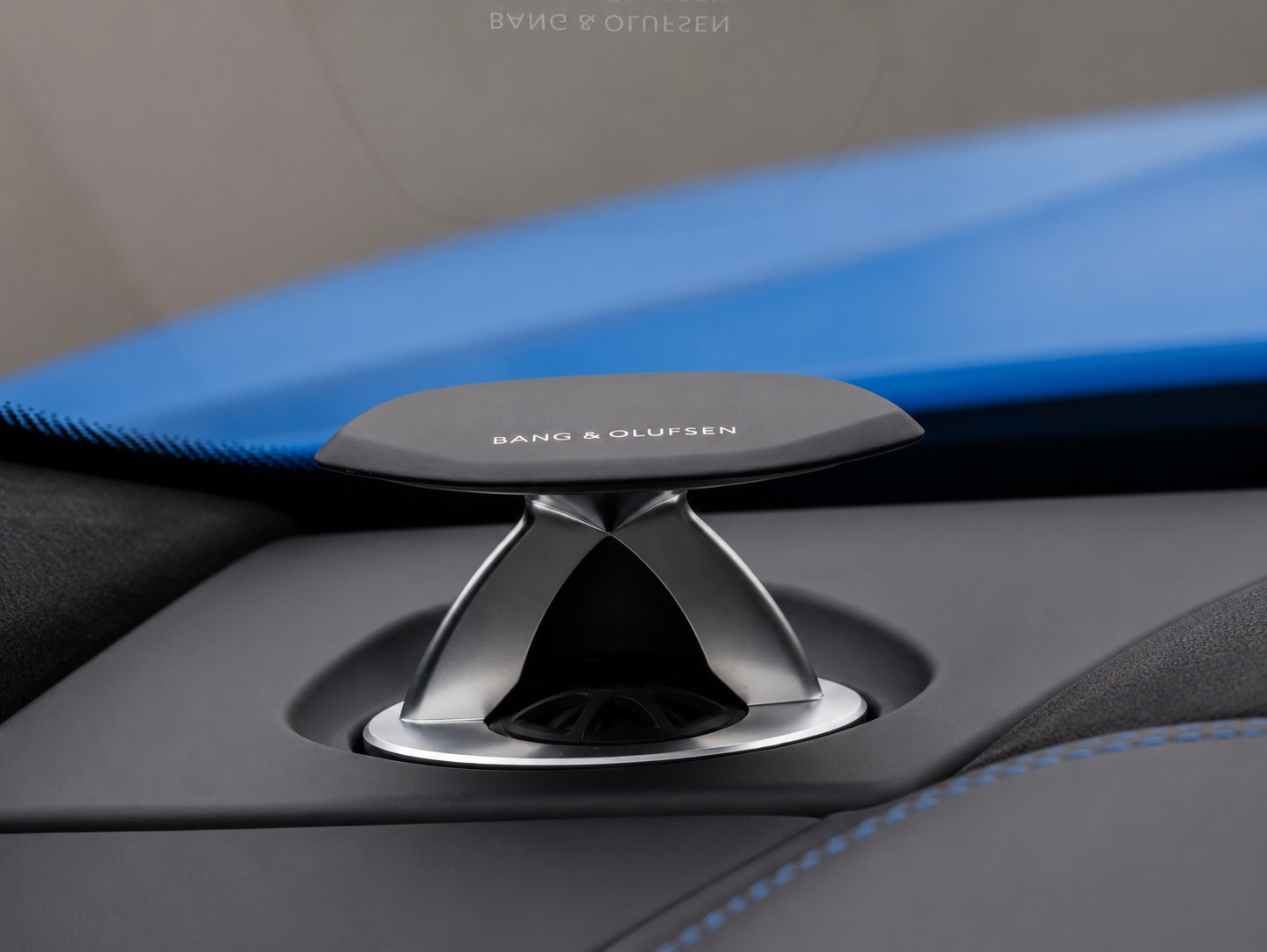 LAMBORGHINI Urus 4.0 S-image-18