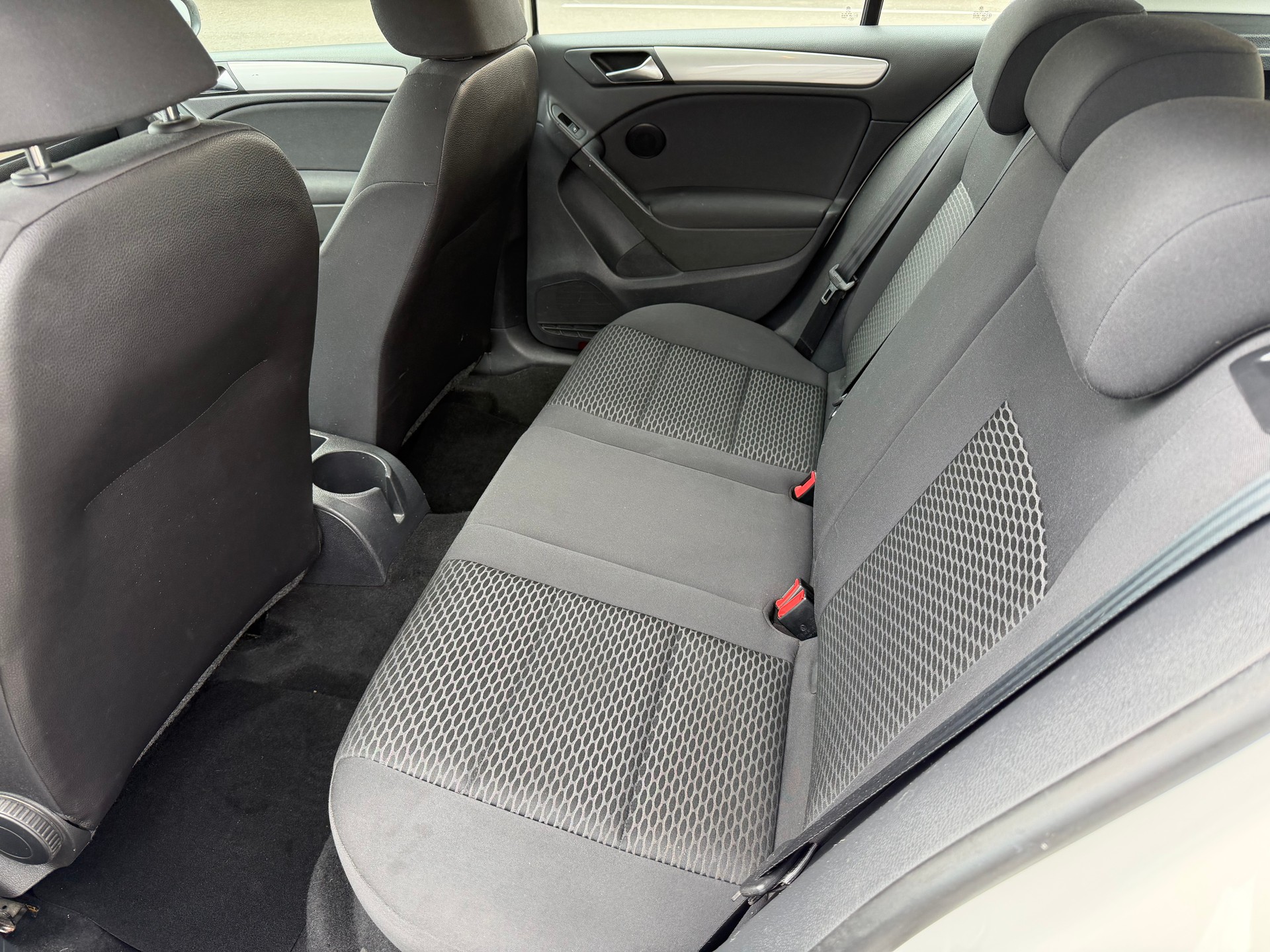 VW Golf 1.6 TDI Comfortline-image-10
