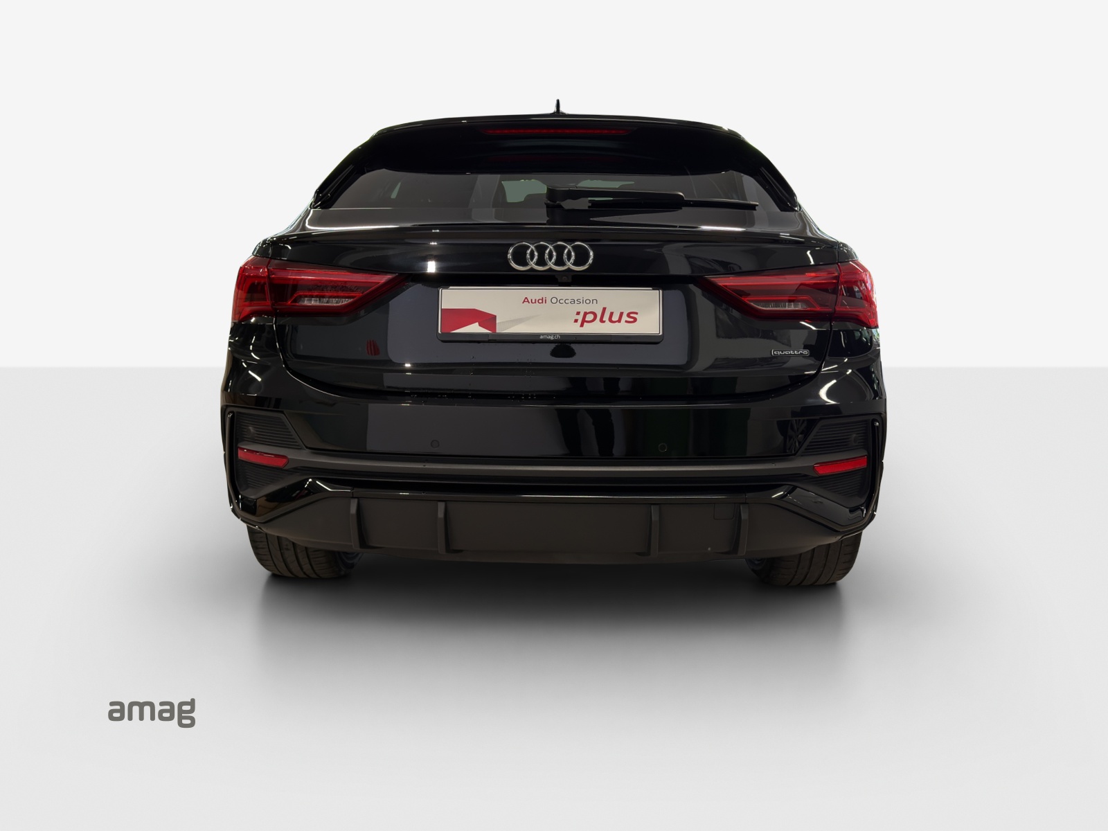 AUDI Q3 Sportback 45 TFSI S line quattro S-tronic-image-3