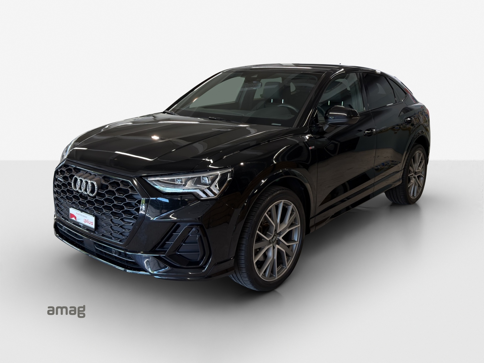 AUDI Q3 Sportback 45 TFSI S line quattro S-tronic-image-0