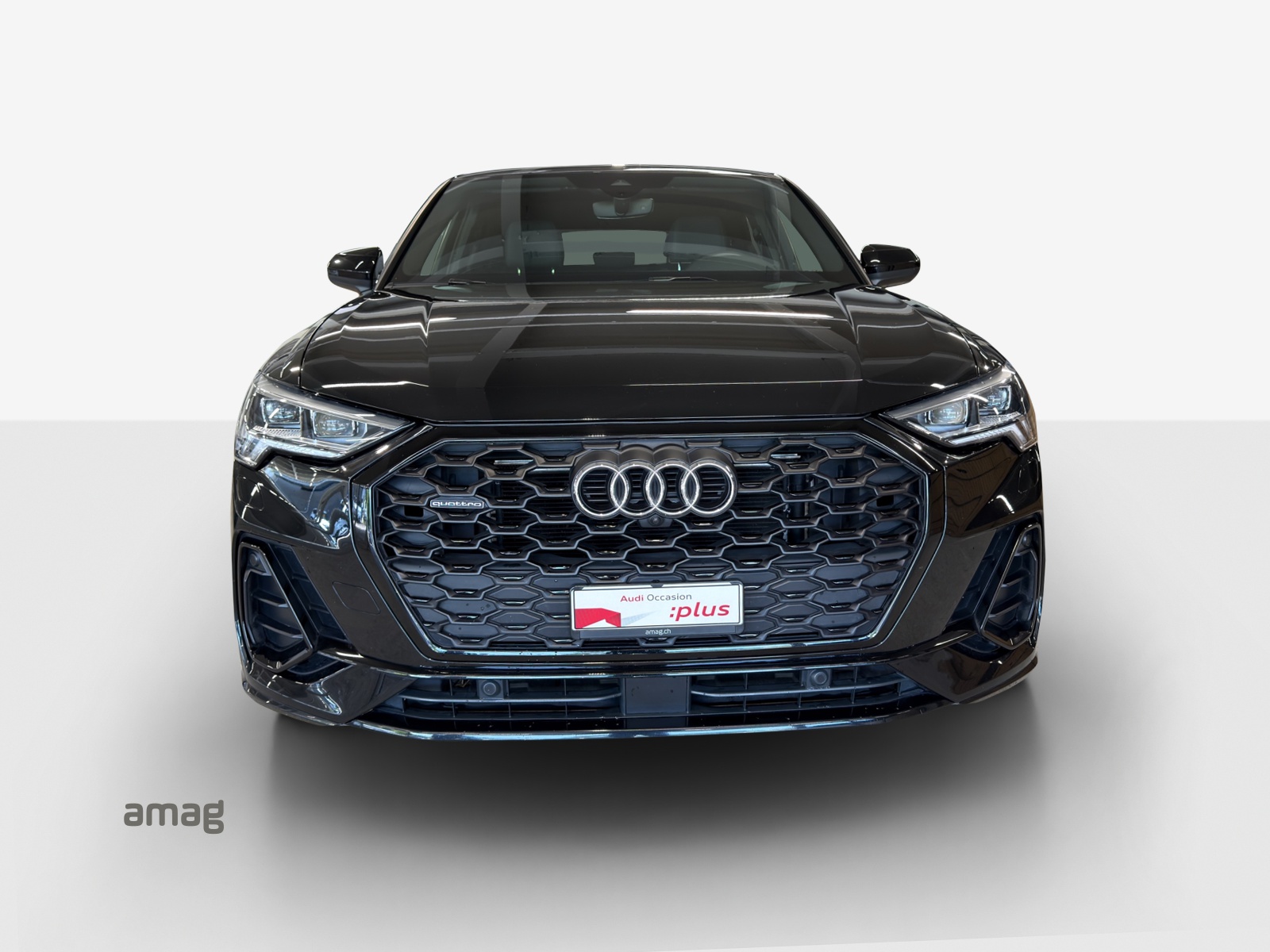 AUDI Q3 Sportback 45 TFSI S line quattro S-tronic-image-6