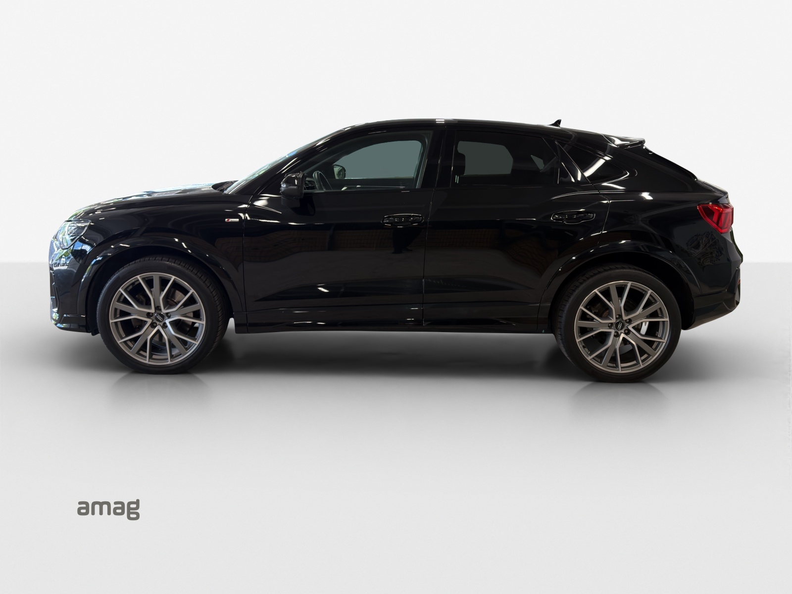 AUDI Q3 Sportback 45 TFSI S line quattro S-tronic-image-1