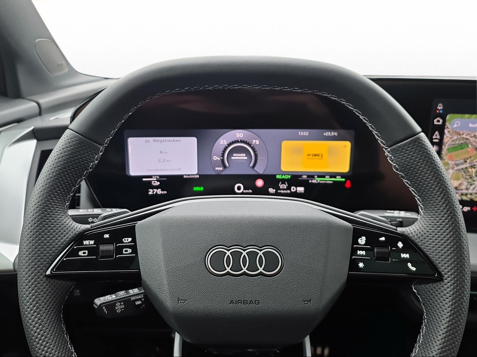 AUDI Q4 e-tron SUV quattro performance-image-4