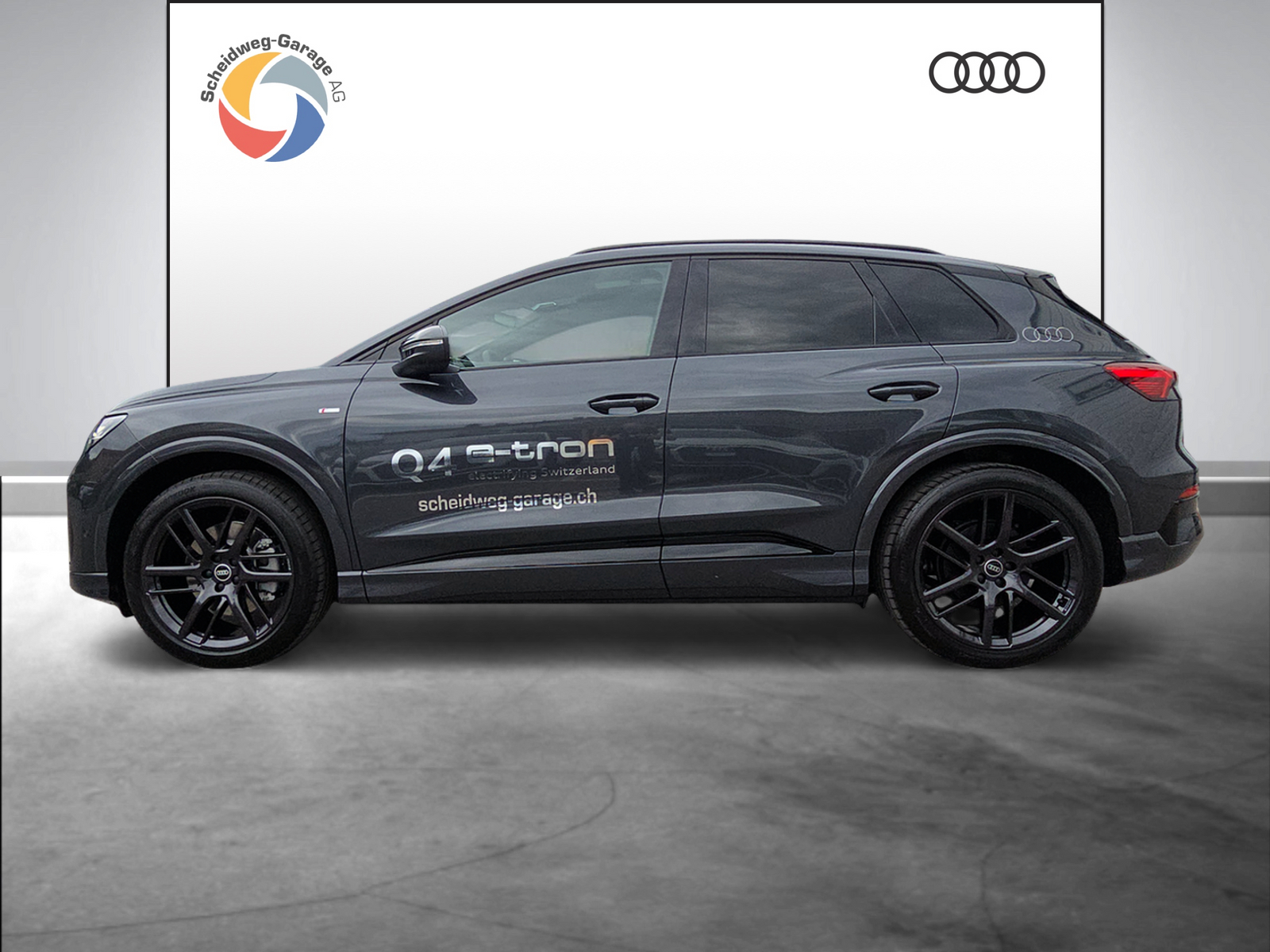 AUDI Q4 e-tron SUV quattro performance-showroom-element-2