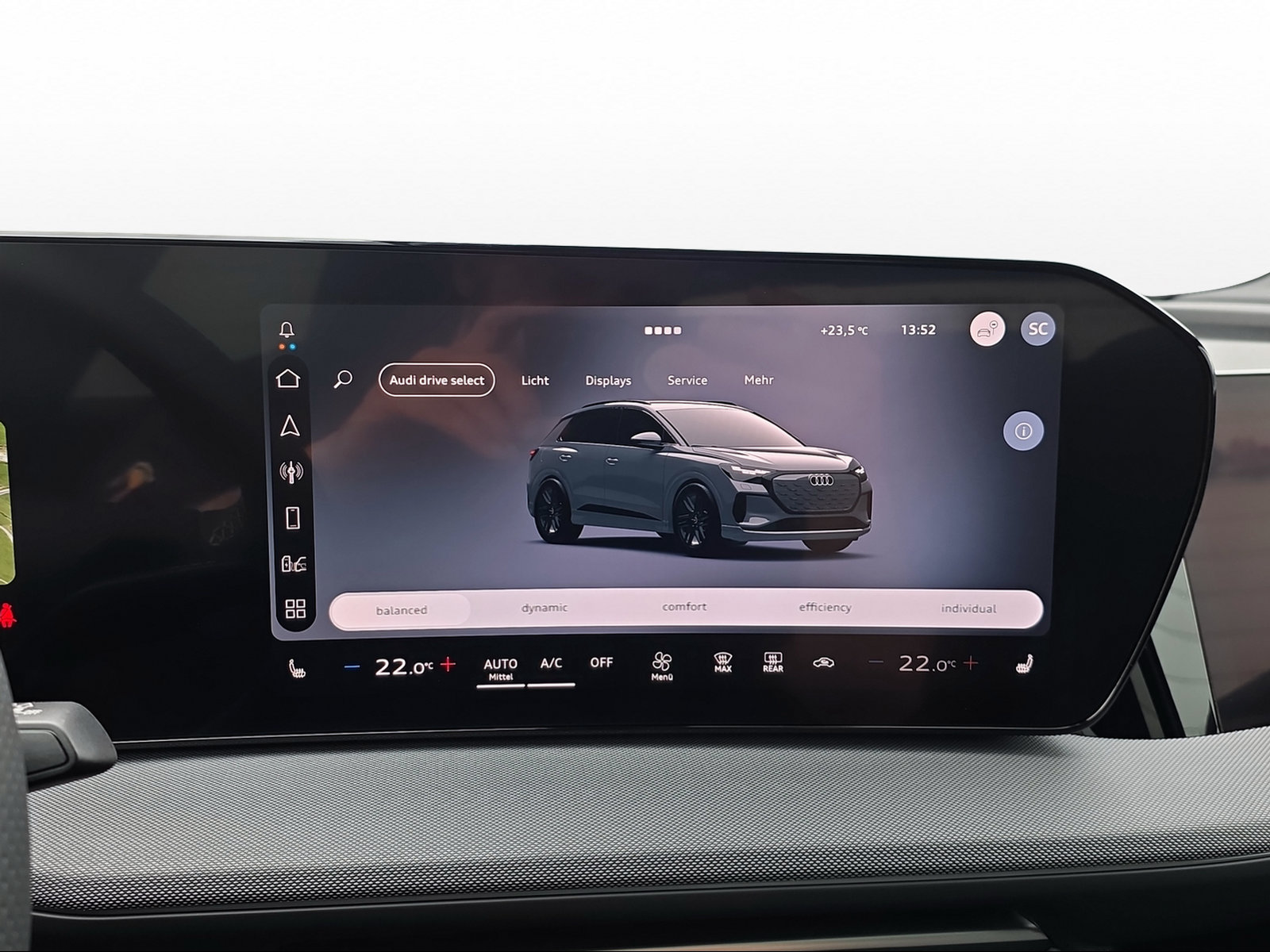 AUDI Q4 e-tron SUV quattro performance-image-8