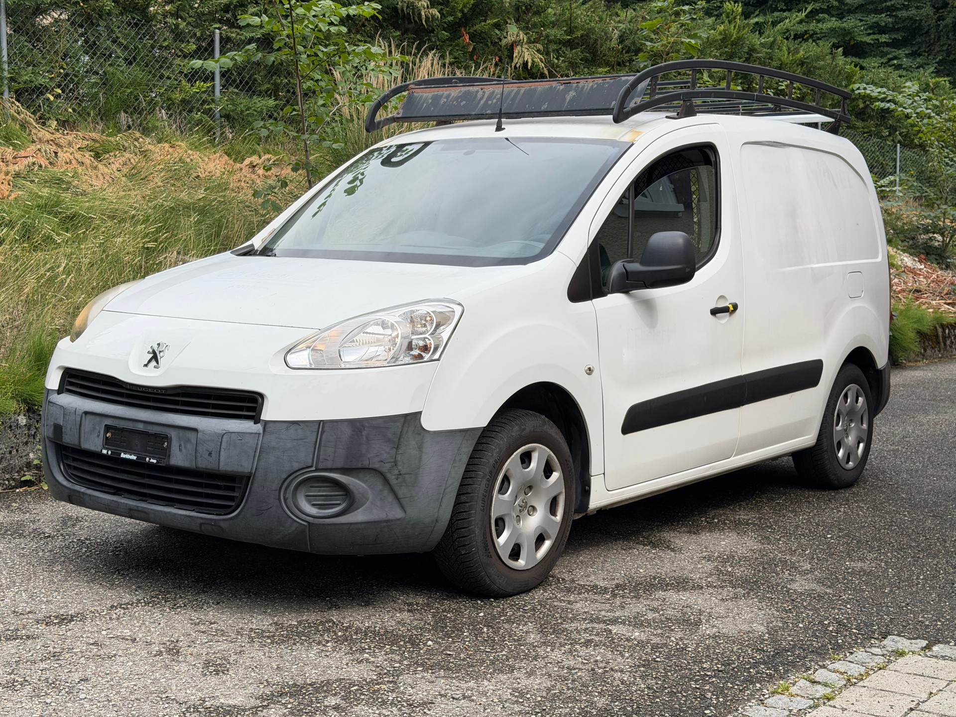 PEUGEOT Partner 1.6 VTi Urban-image-7