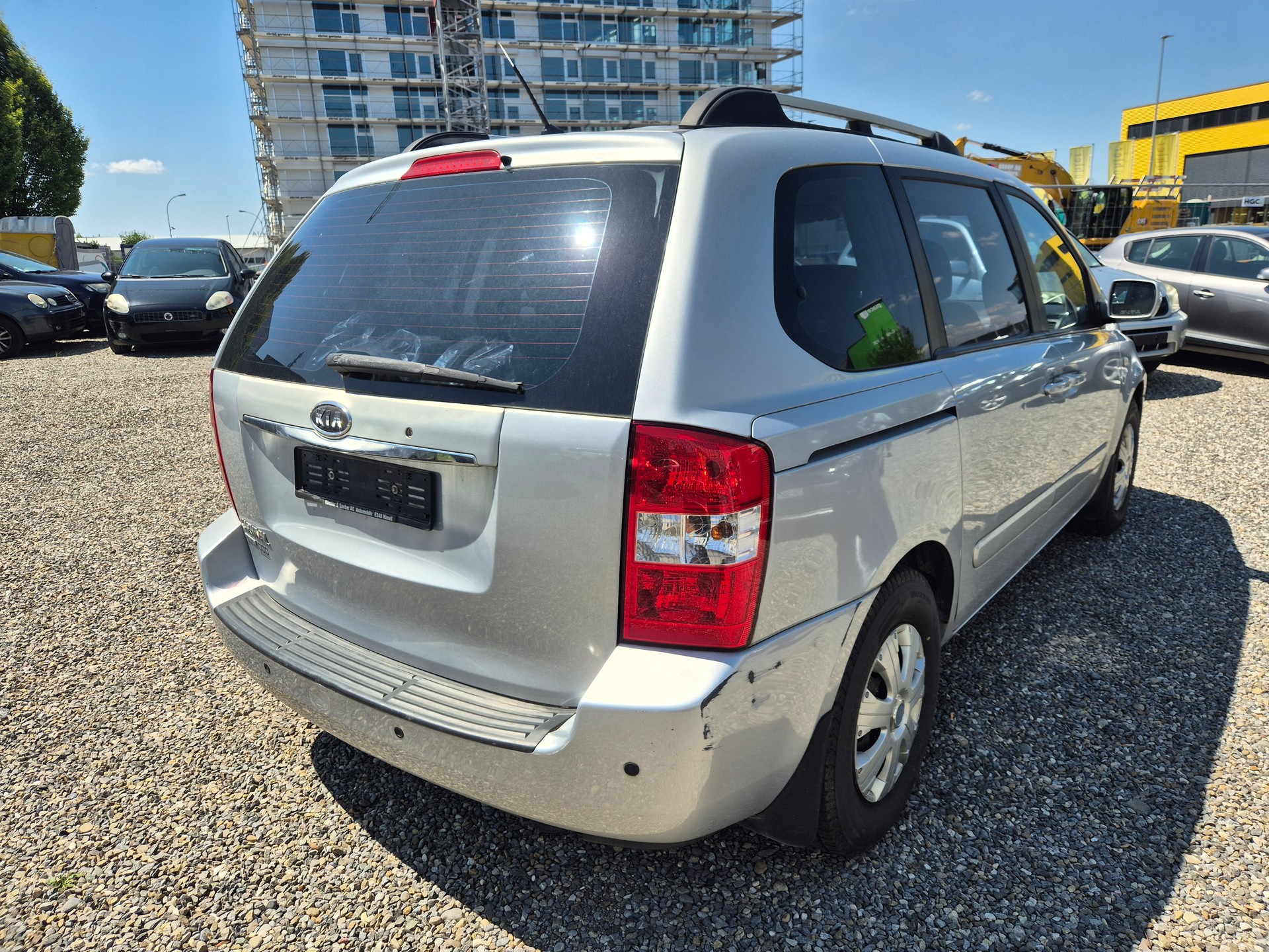 KIA Carnival 2.9 CRDi Trend-image-3