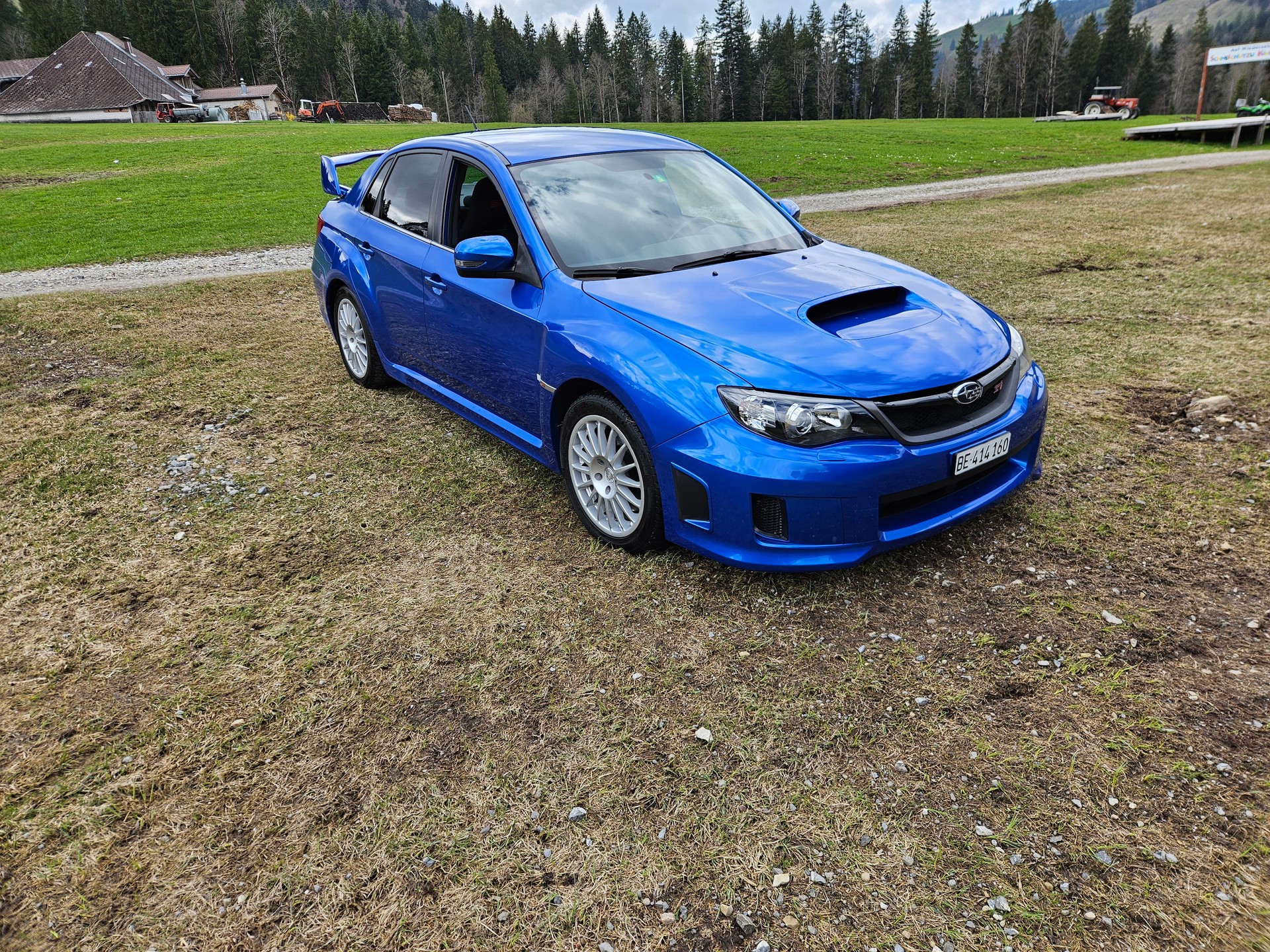 SUBARU 2.5 T Sport-image-1