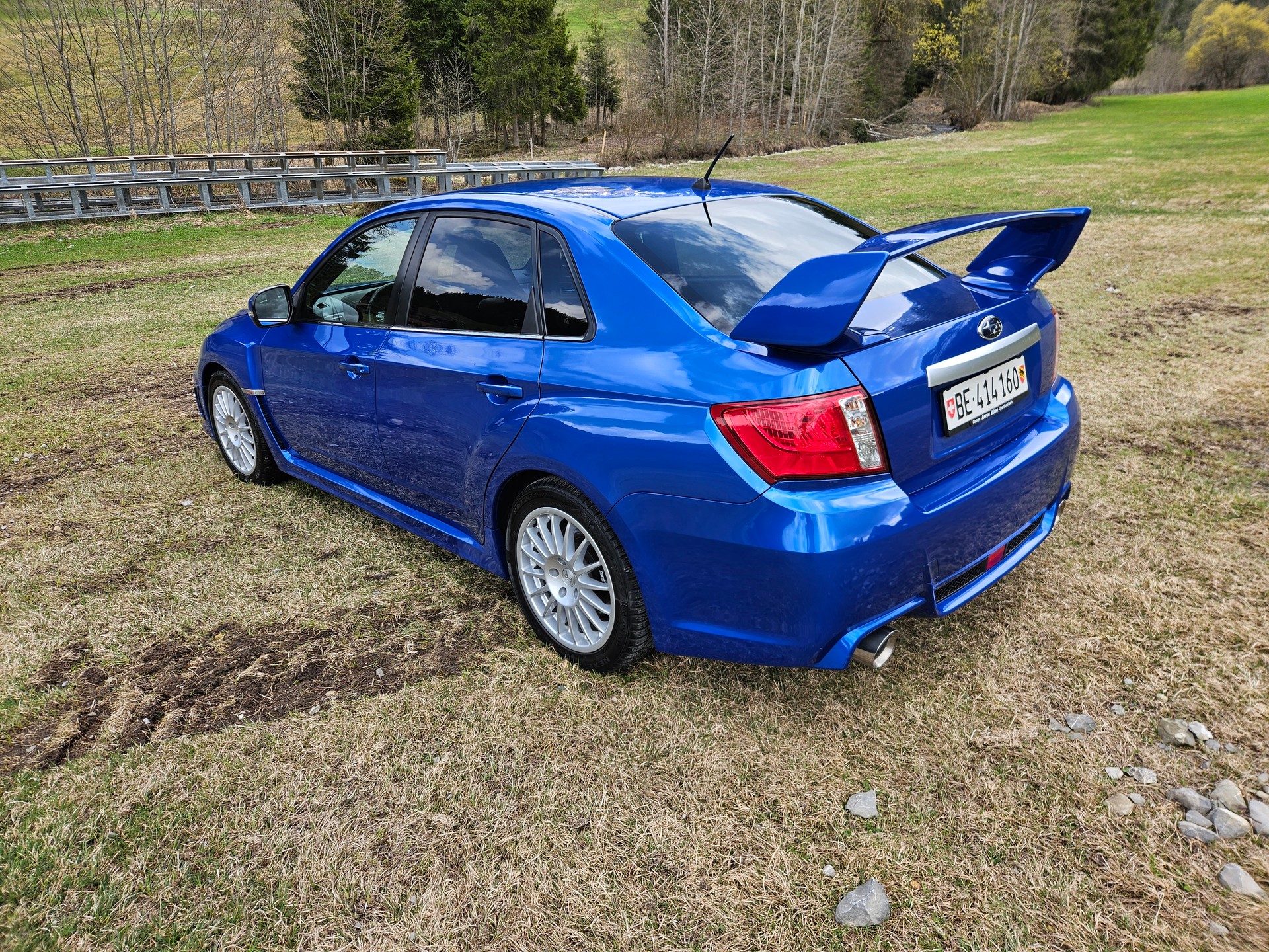 SUBARU 2.5 T Sport-image-4
