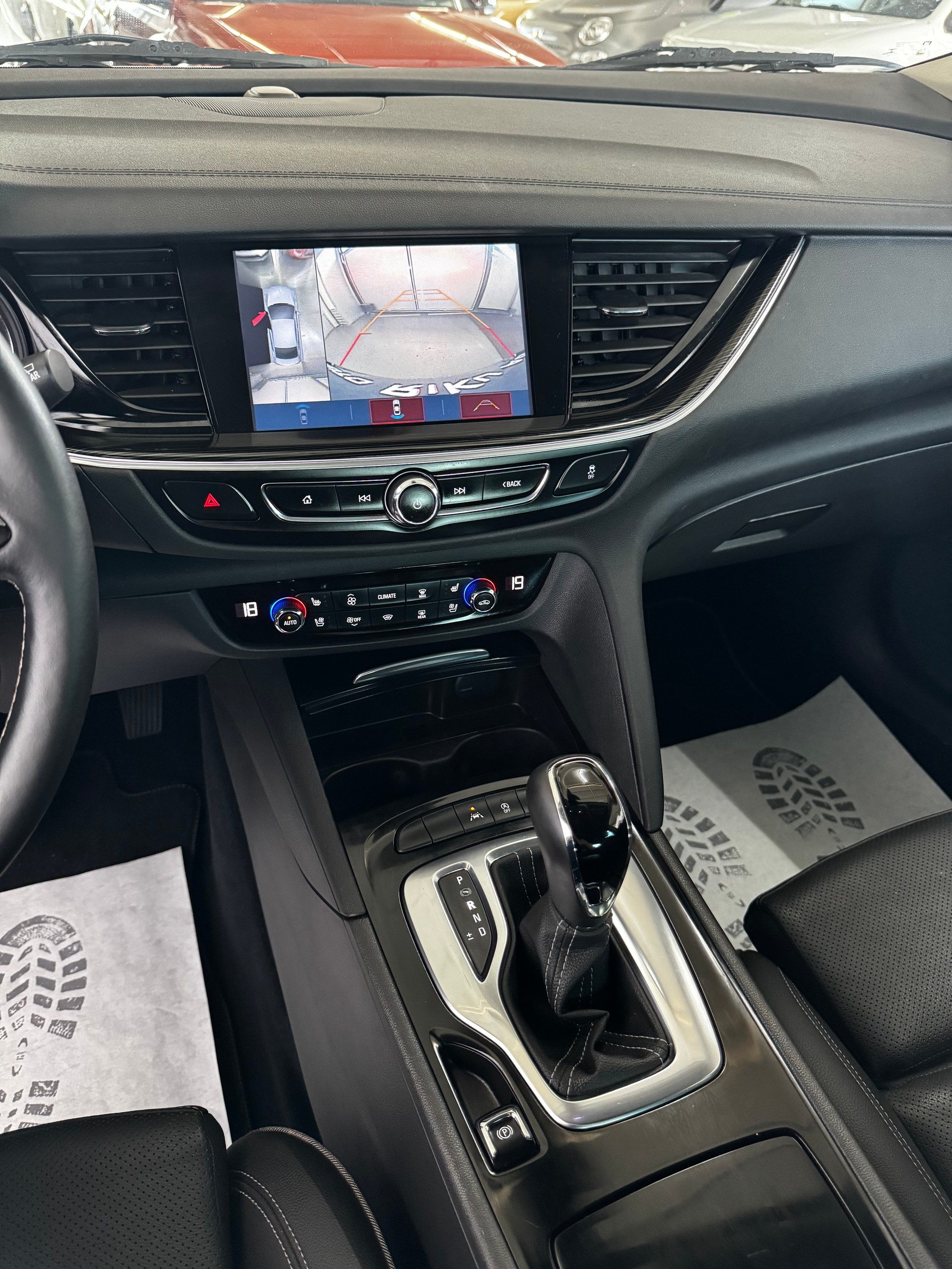 OPEL Insignia 1.5 T Grand Sport Excellence Automatic-image-17