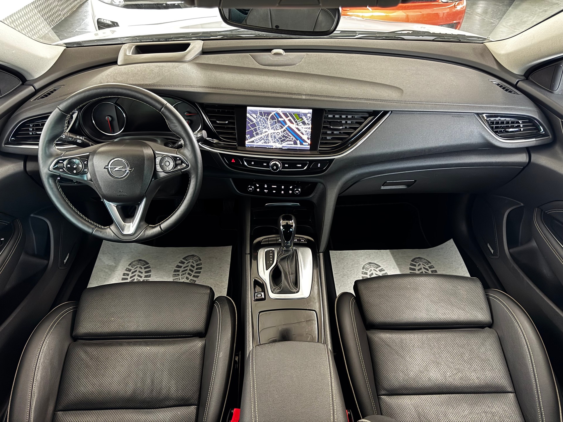 OPEL Insignia 1.5 T Grand Sport Excellence Automatic-image-14