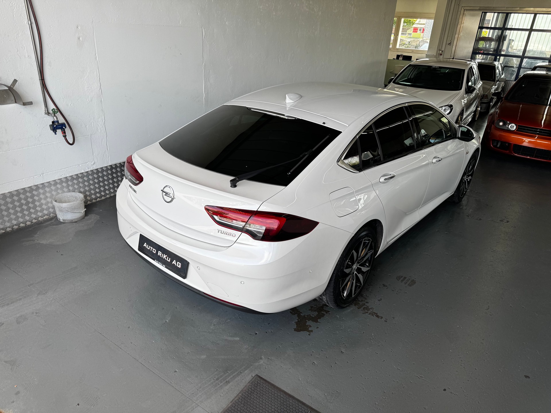 OPEL Insignia 1.5 T Grand Sport Excellence Automatic-image-7