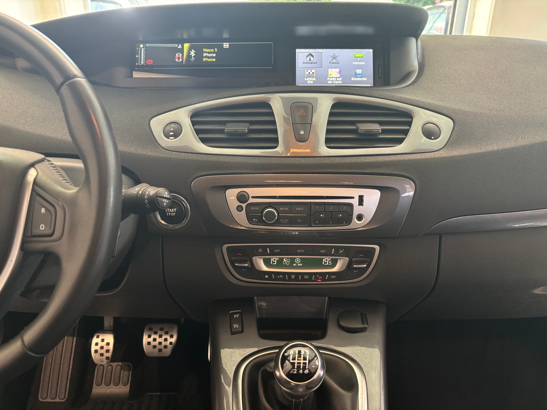 RENAULT Scénic Xmod 1.2 16V Turbo Bose Edition-image-13