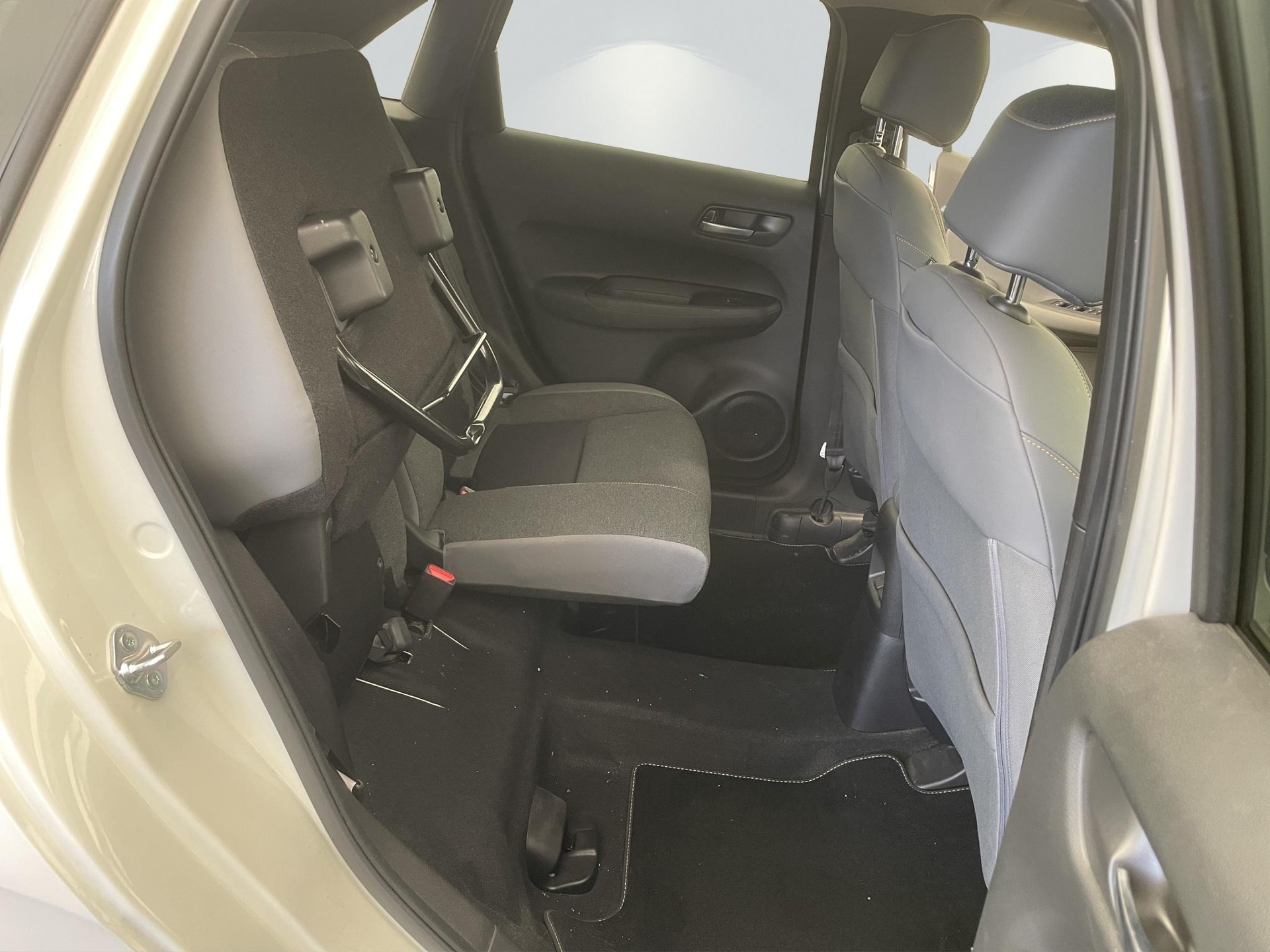 HONDA Jazz 1.5 i-MMD Advance Sport-image-13