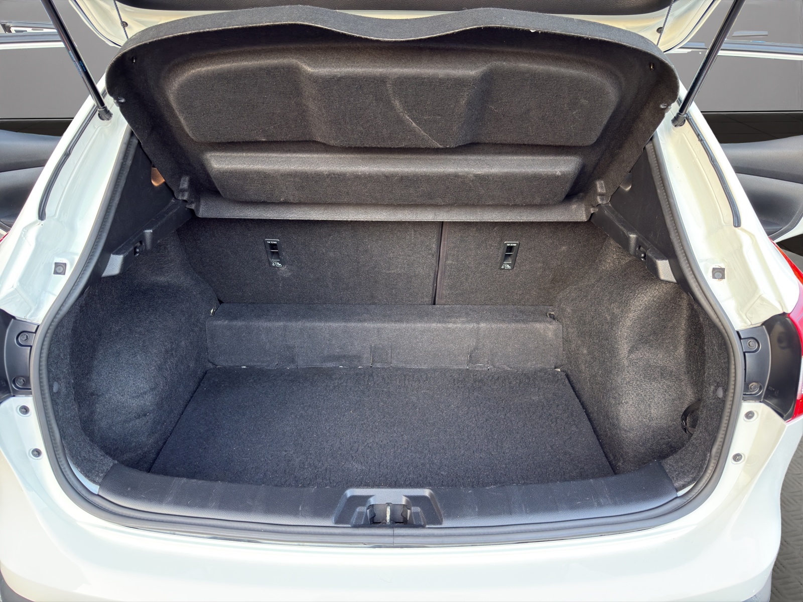 NISSAN Qashqai 1.2 DIG-T acenta-image-18