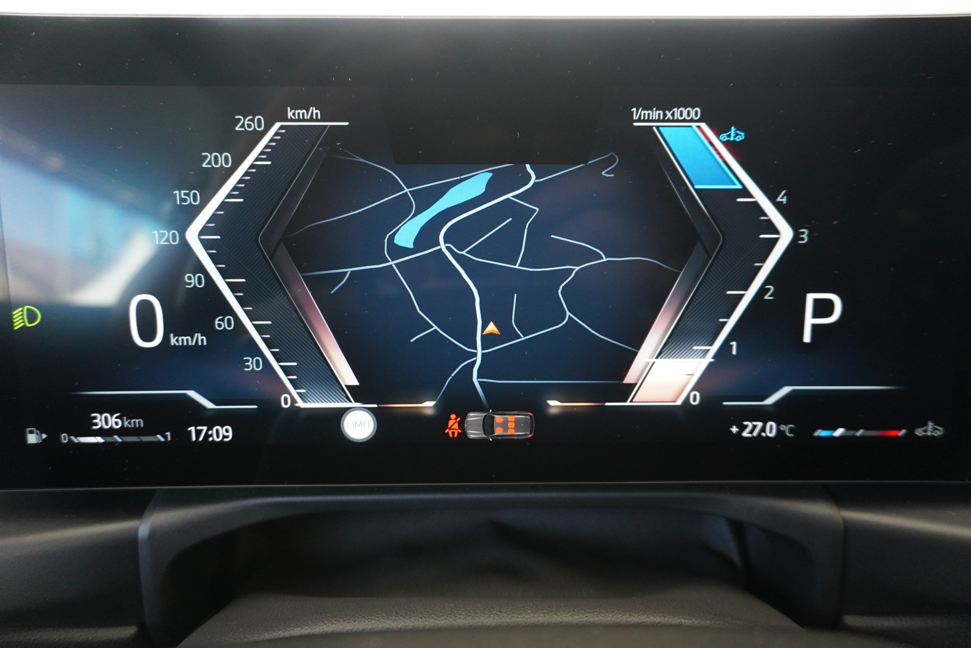 BMW 320d xDrive 48V Touring Steptronic-image-20