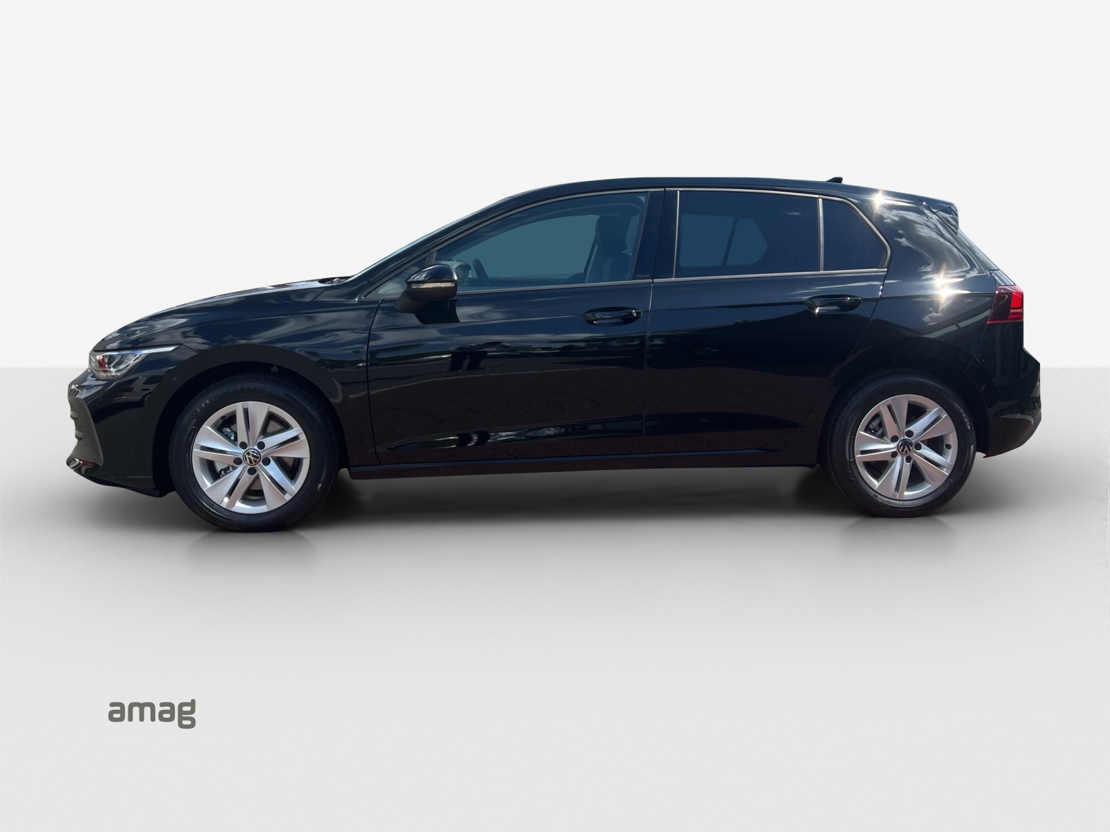 VW Golf 1.5 e TSI mHEV Value DSG-image-1