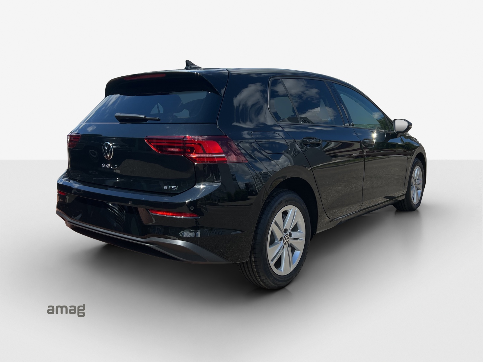 VW Golf 1.5 e TSI mHEV Value DSG-image-4