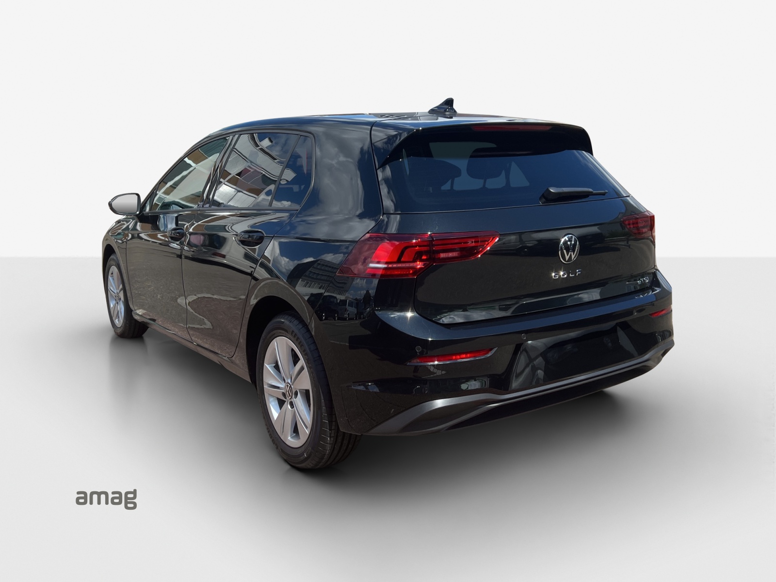 VW Golf 1.5 e TSI mHEV Value DSG-image-2