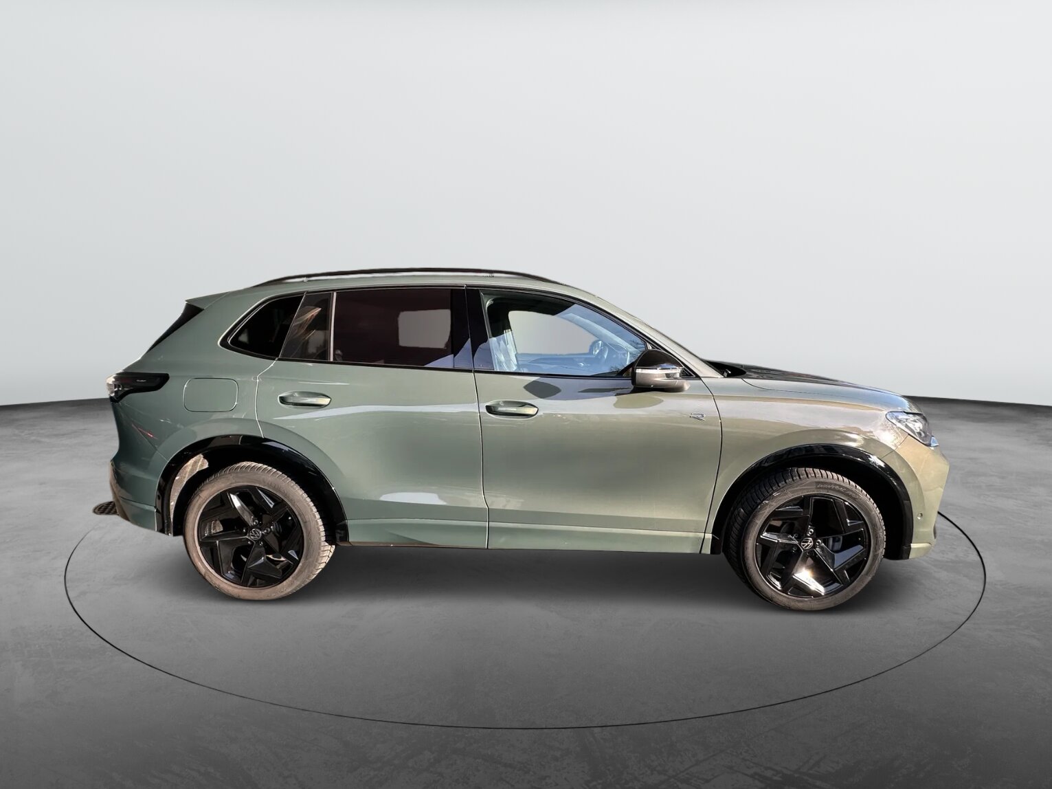 VW Tiguan 2.0 TSI DSG R-Line 4Motion-image-5