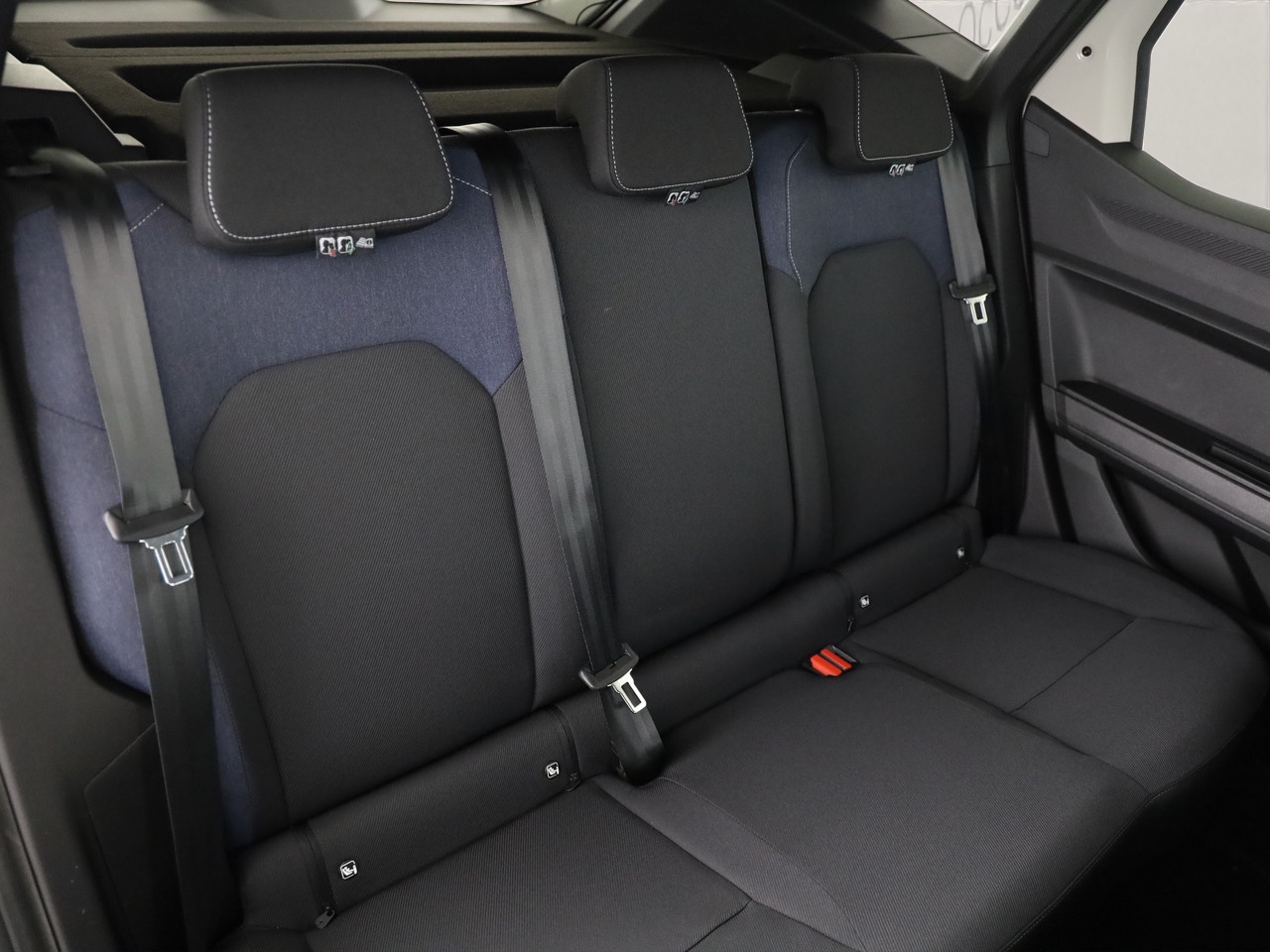 DACIA Duster 1.6 Hybrid Journey-image-7