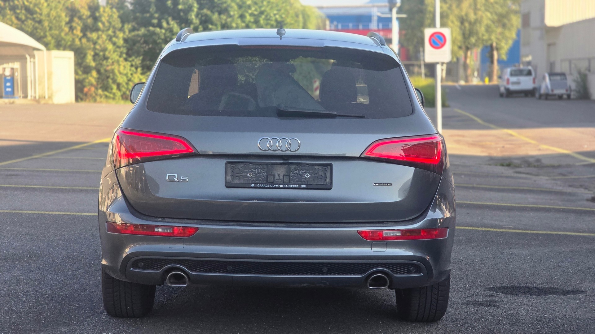 AUDI Q5 3.0 TDI clean quattro S-tronic-image-3
