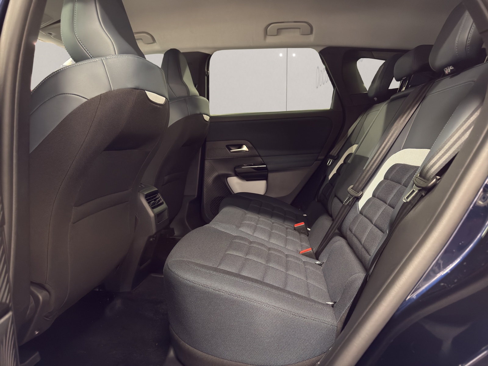 CITROEN C5 Aircross 1.2 Hybrid Plus-image-10