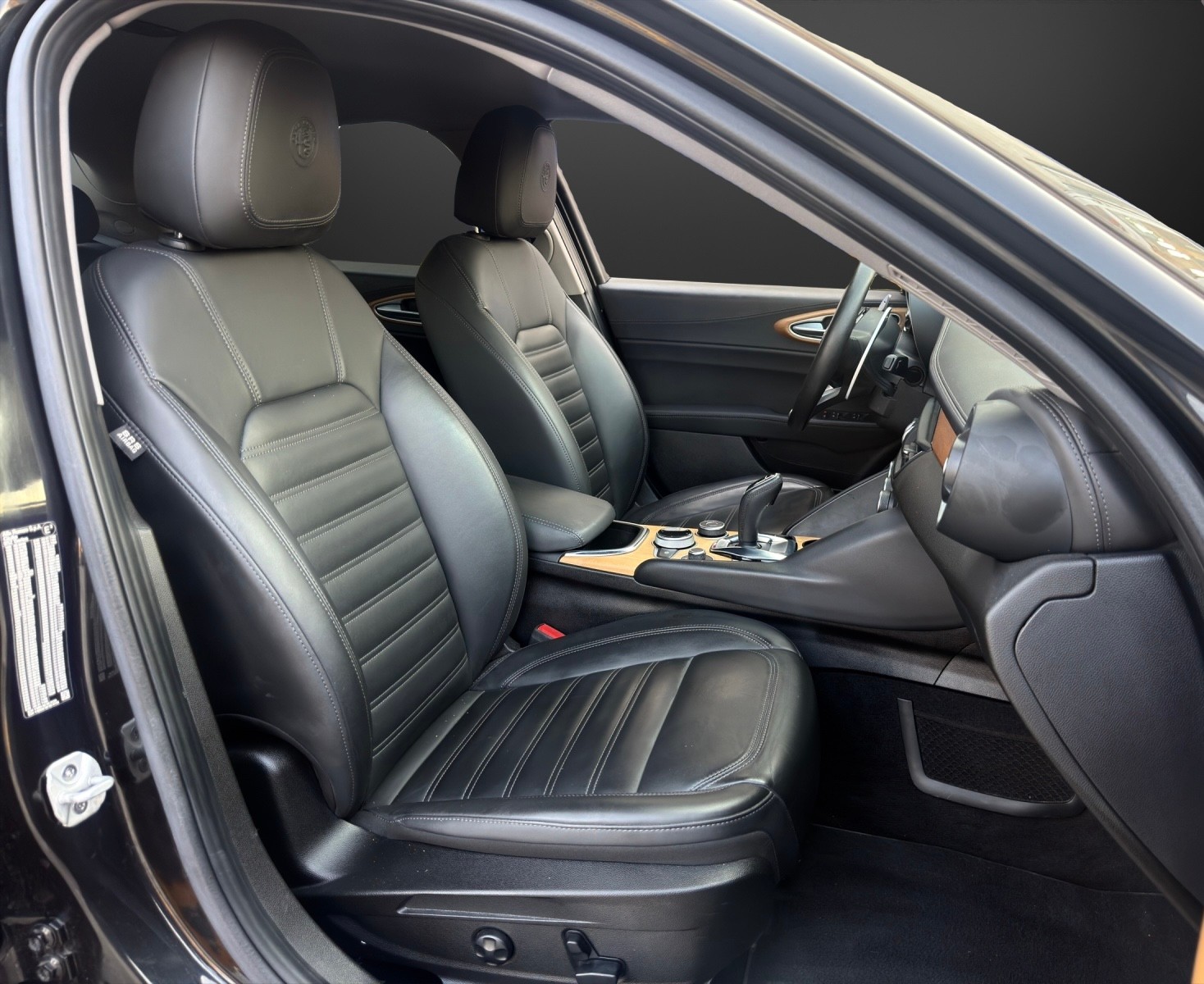 ALFA ROMEO Giulia 2.0 TI Automatic mit 201 PS-image-8