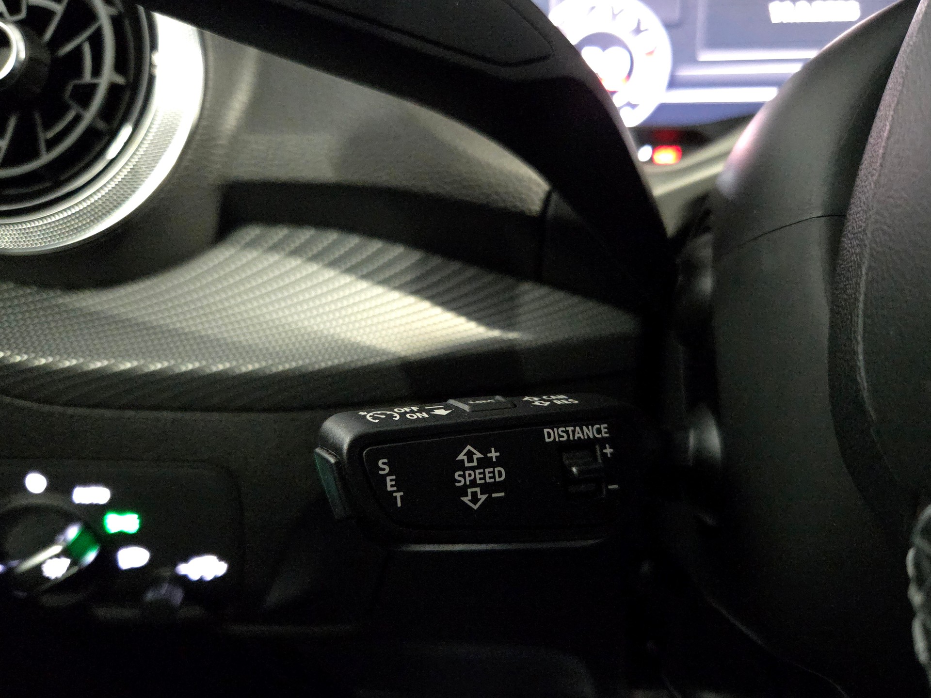 AUDI SQ2 2.0 TFSI quattro S-Tronic-image-14