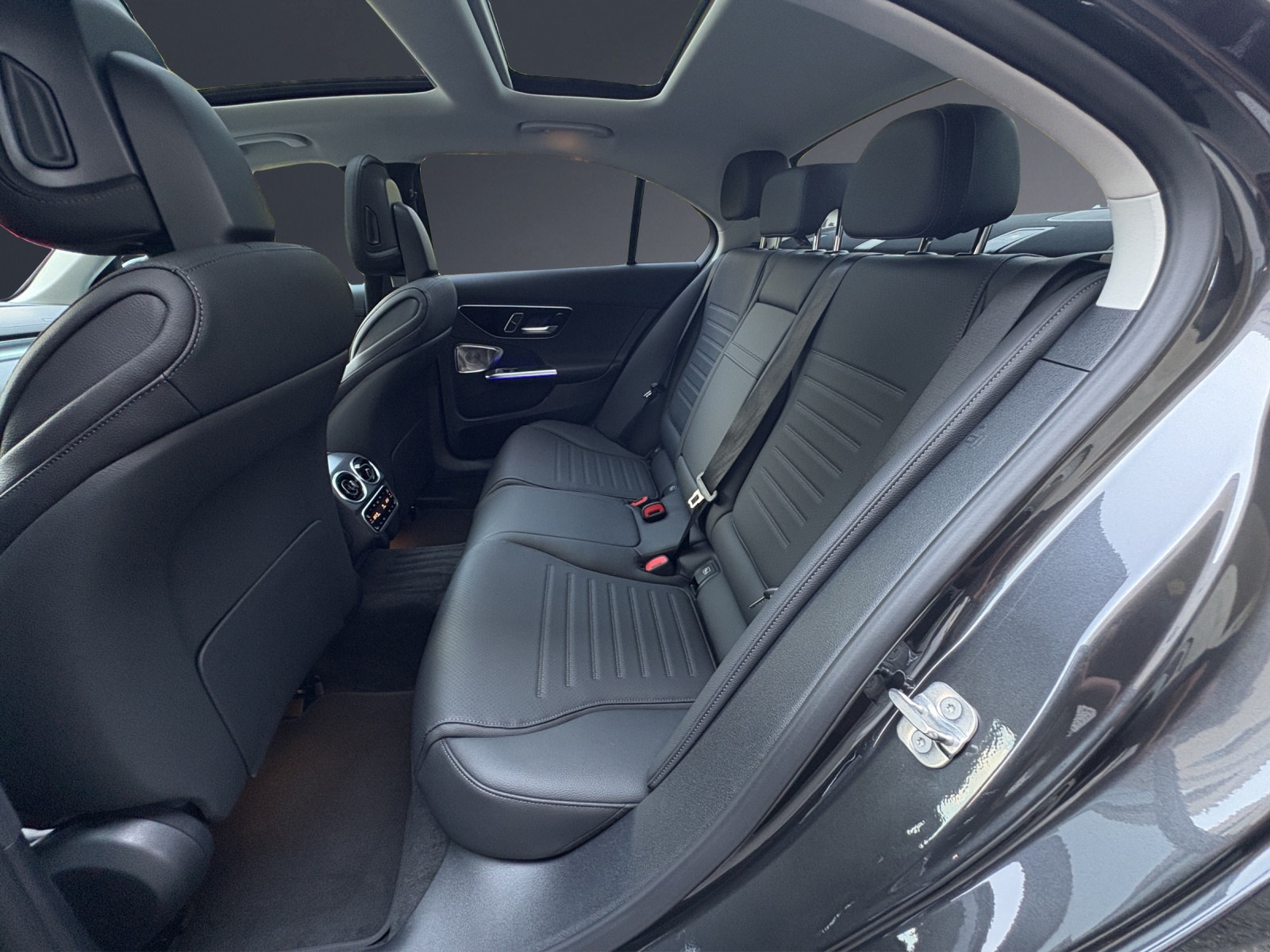 MERCEDES-BENZ C 220 d 4 Matic Swiss Star-image-17