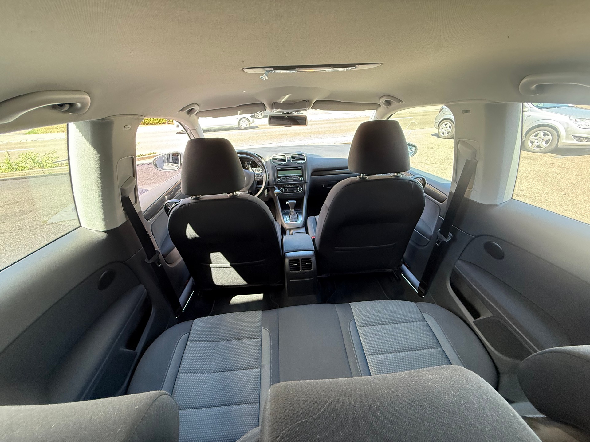VW Golf 1.2 TSI Trendline DSG-image-8