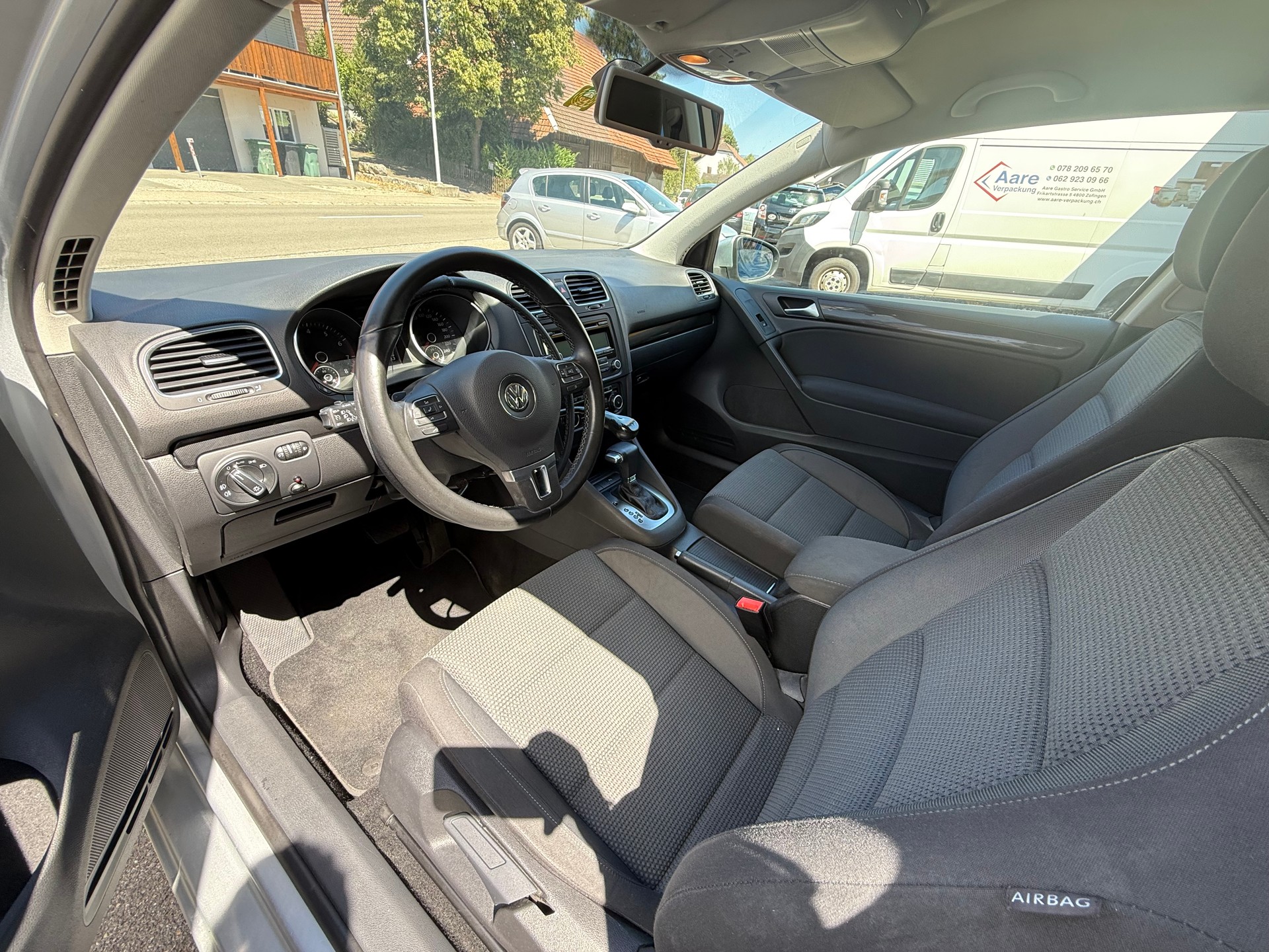 VW Golf 1.2 TSI Trendline DSG-image-6
