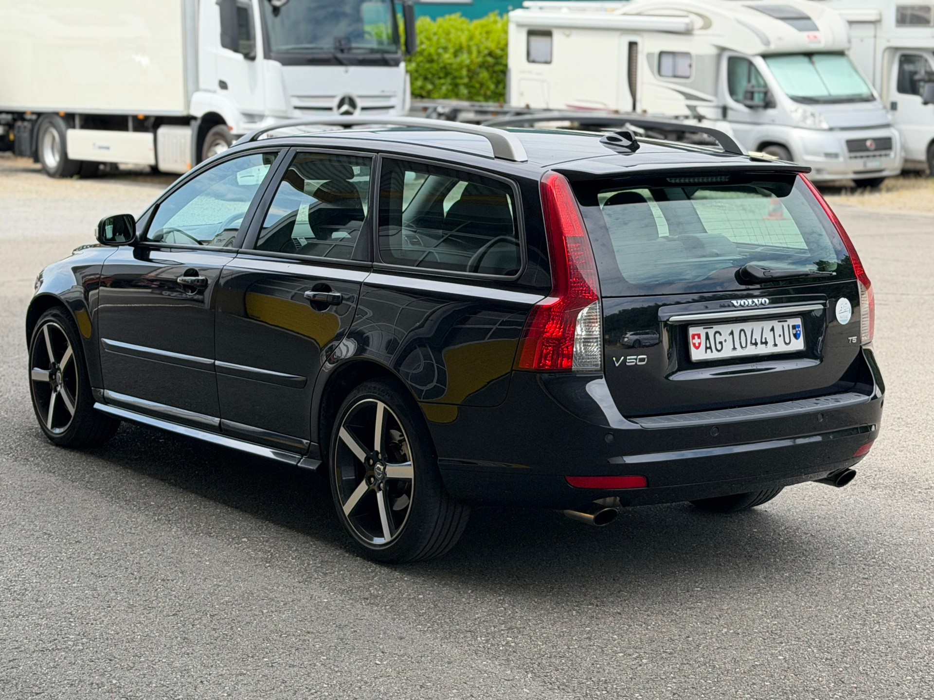 VOLVO V50 T5 Summum Geartronic R-Design-image-6