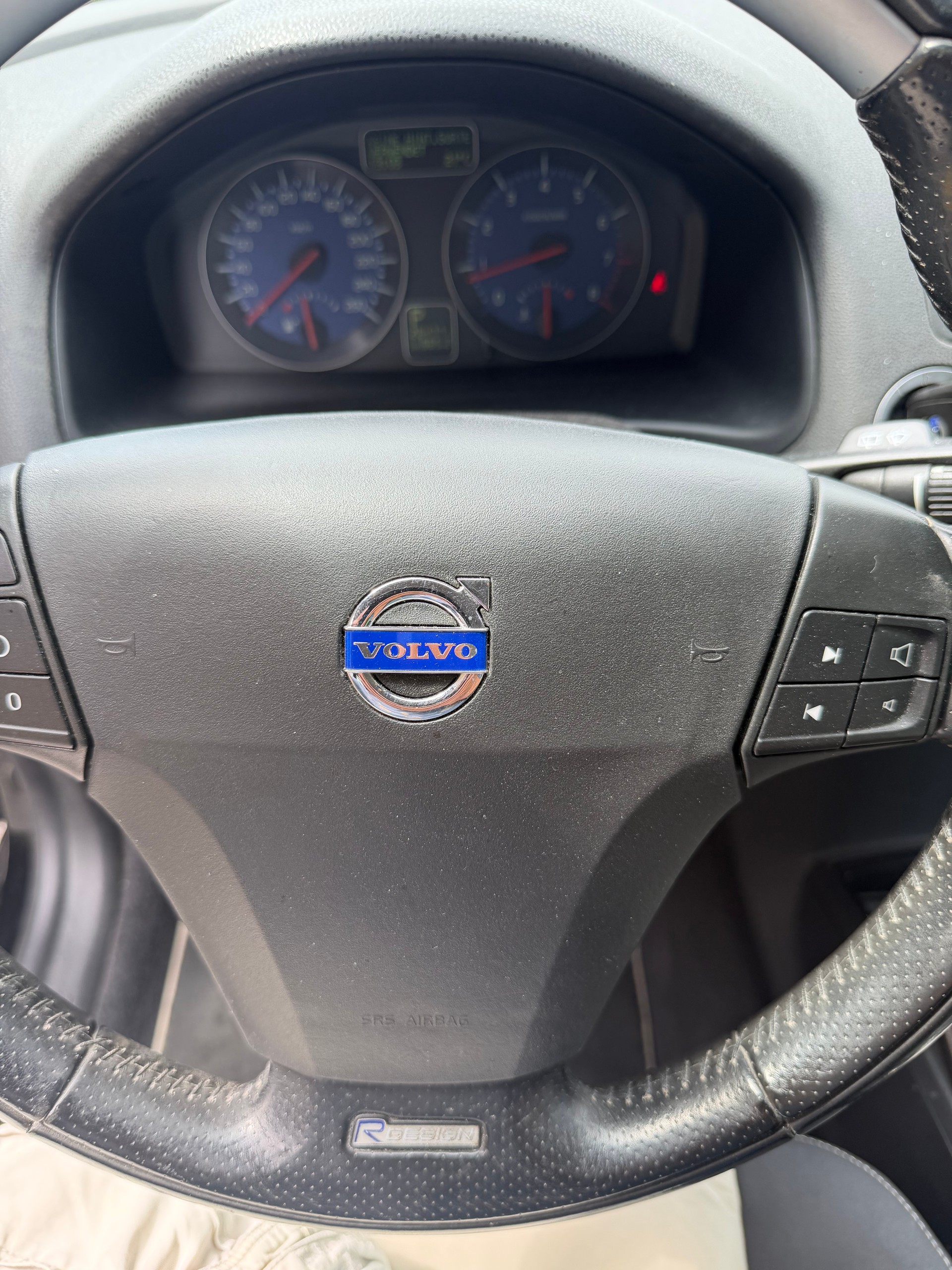 VOLVO V50 T5 Summum Geartronic R-Design-image-13