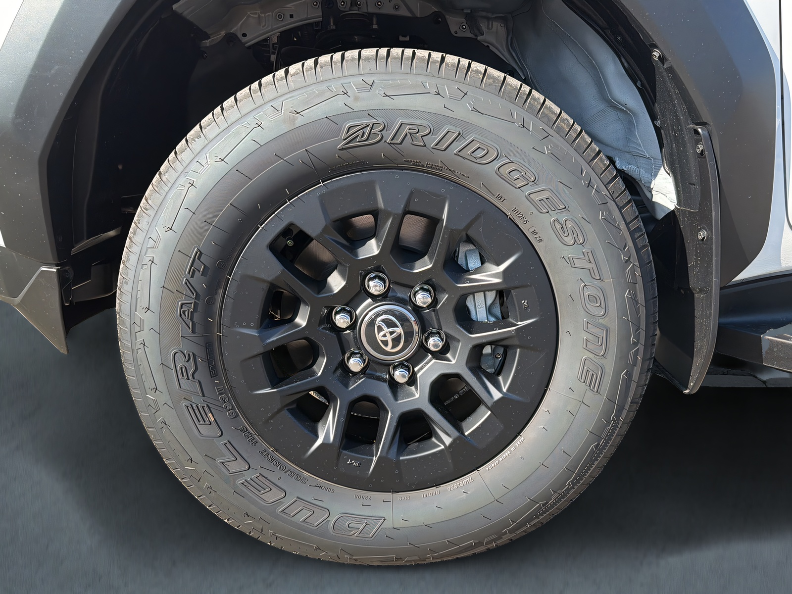 TOYOTA Hilux 2.8d MHEV Advanced Double Cab 4x4-image-15