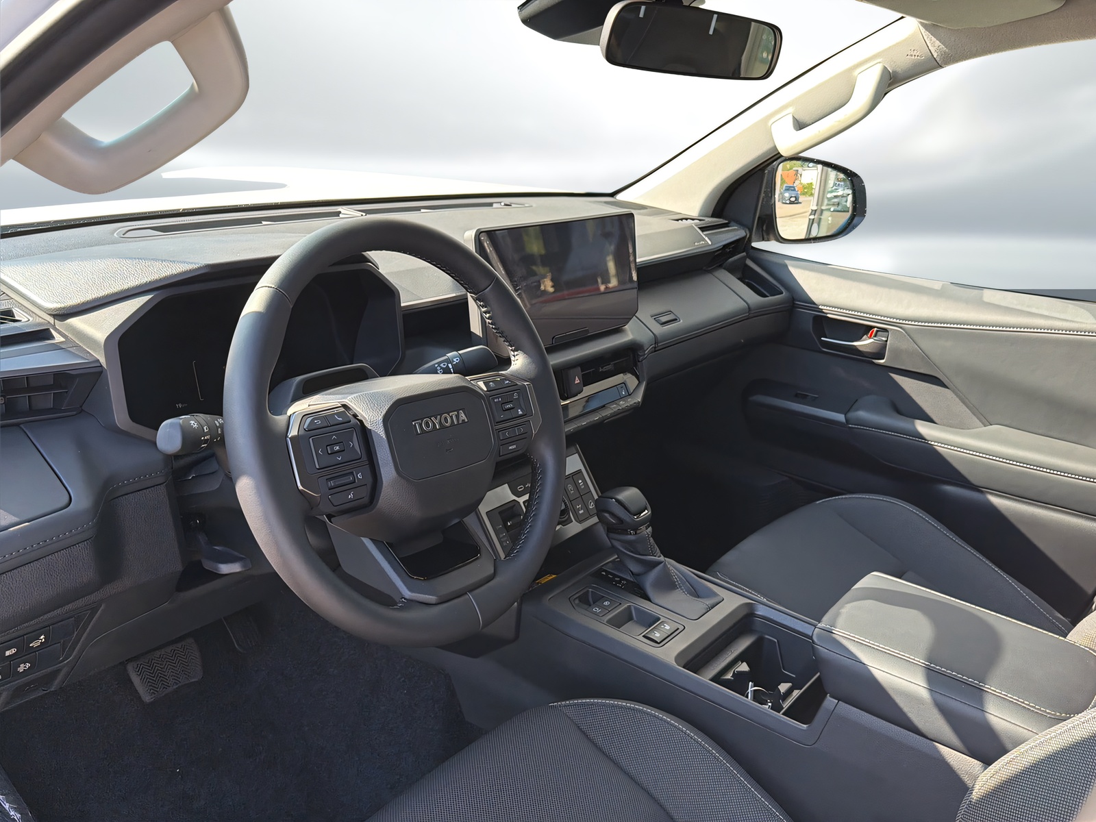TOYOTA Hilux 2.8d MHEV Advanced Double Cab 4x4-image-4