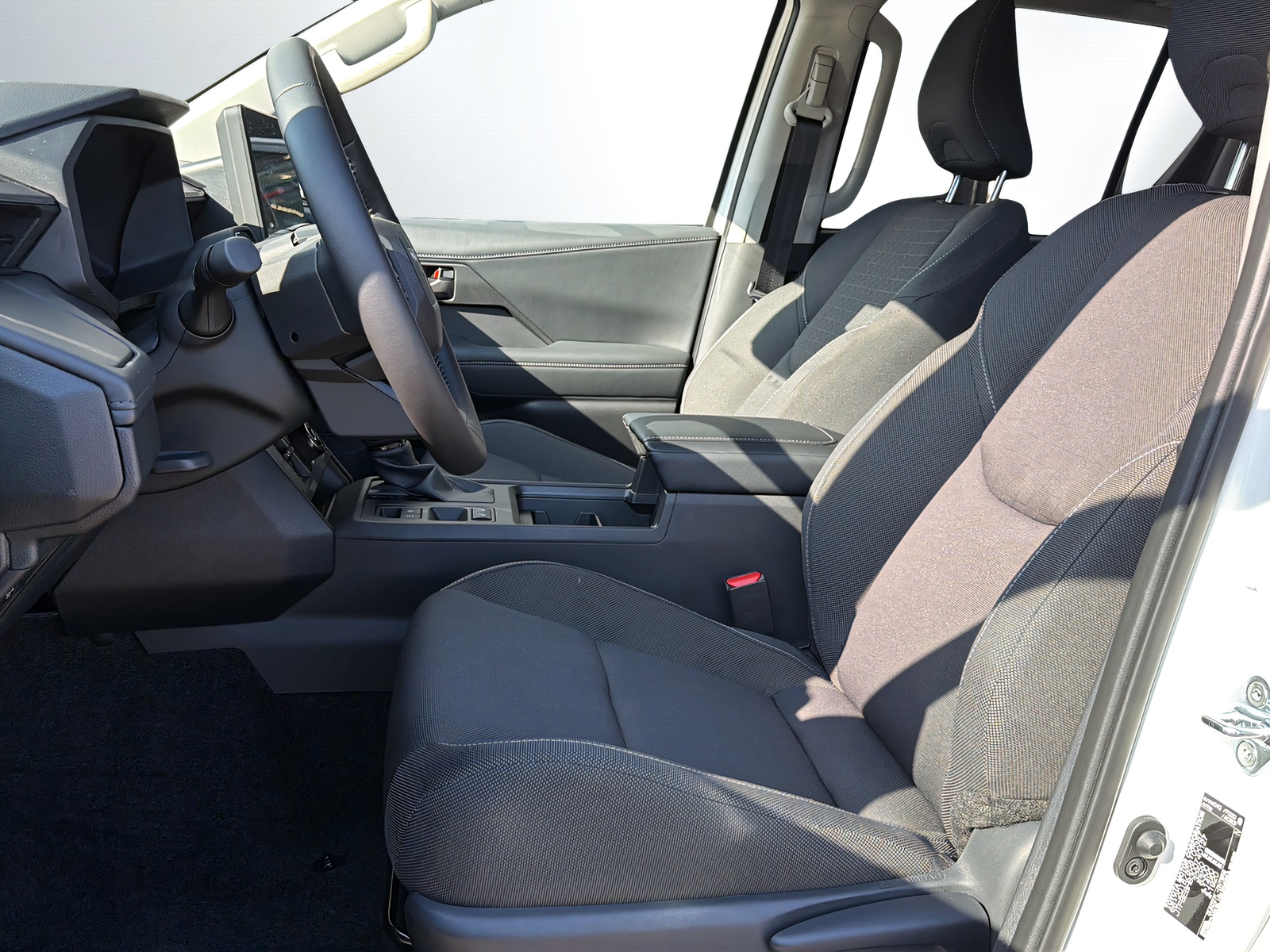 TOYOTA Hilux 2.8d MHEV Advanced Double Cab 4x4-image-3