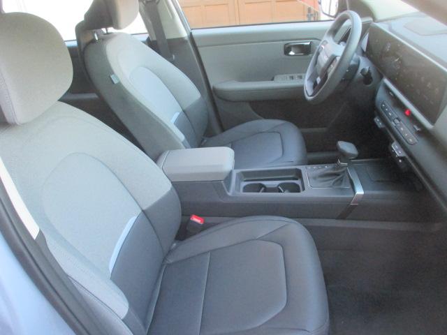 KIA Seltos 1.6 T-GDi Style-image-12
