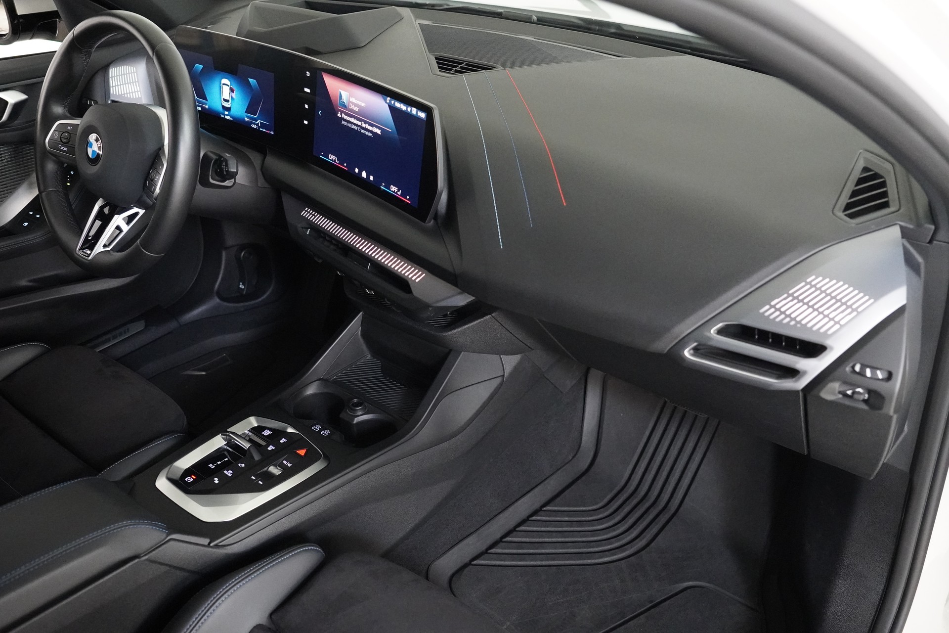 BMW 120d M Sport Steptronic-image-16