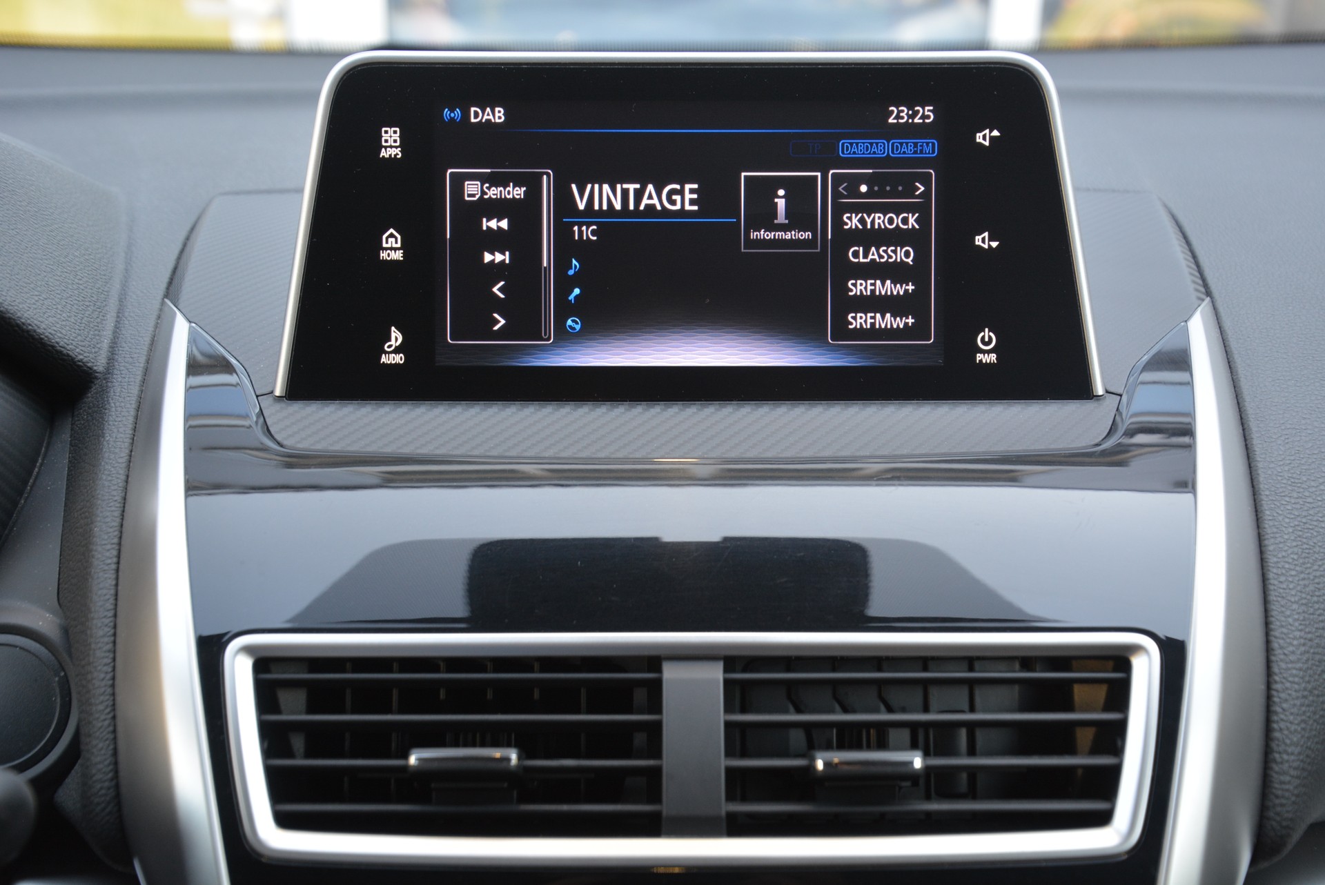 MITSUBISHI Eclipse Cross 1.5 T-Mivec Value 4WD CVT-image-11