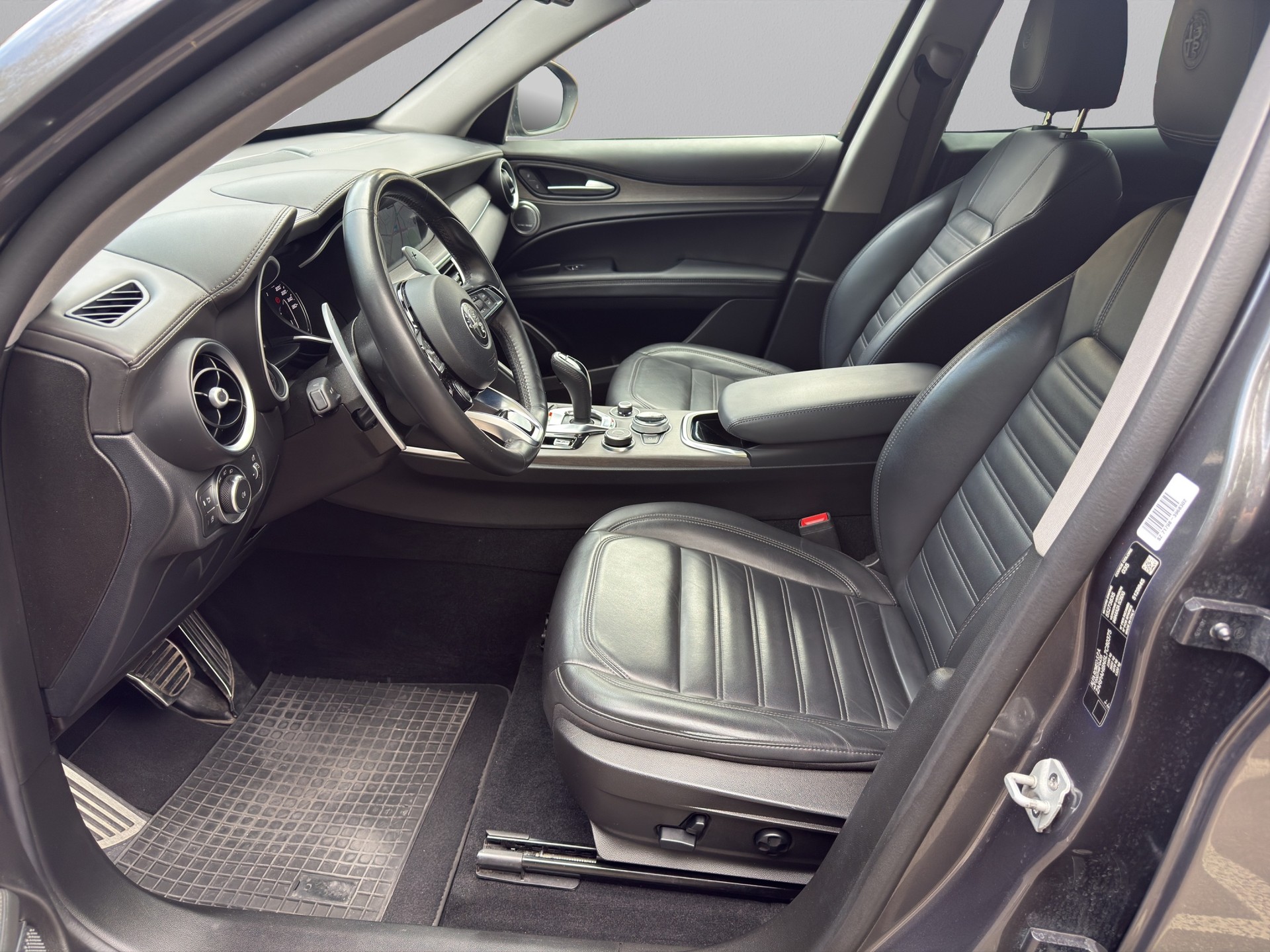 ALFA ROMEO Stelvio 2.0 TI Q4 Automatic-image-8